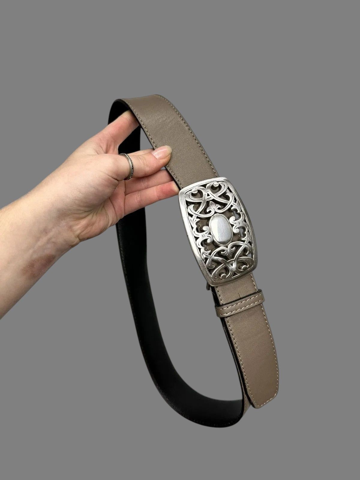 Beauty Beast Brown Leather Belt Minimal Everyday Classic Vintage Style Size ONE SIZE - 4 Thumbnail