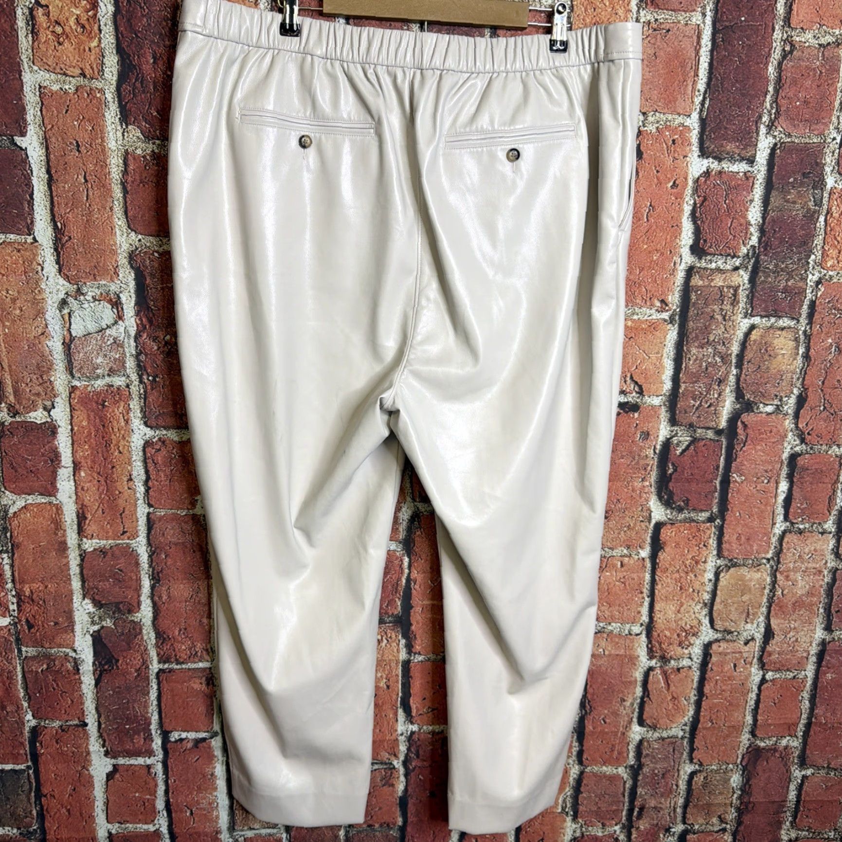 Banana Republic VINTAGE Banana Republic Pants Womens XL Beige Tapered NWT XL NWT Size 40" / US 18 - 3 Thumbnail