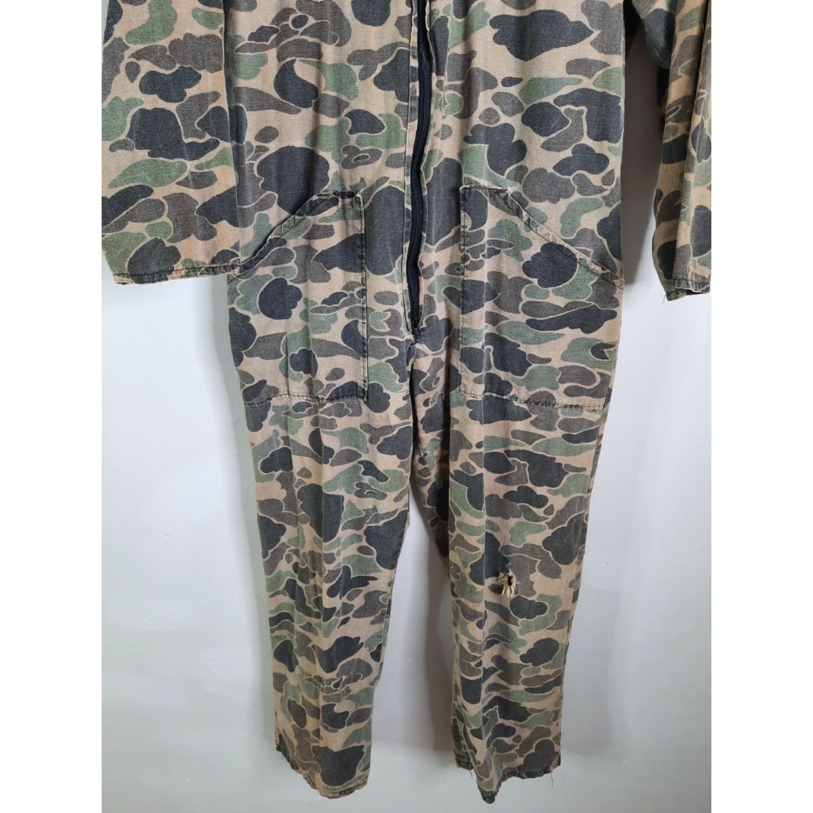 Vintage VINTAGE Frog Camo Coveralls Men’s Large Hunting Camouflage Shirt/coveralls? Size US 33 - 4 Thumbnail