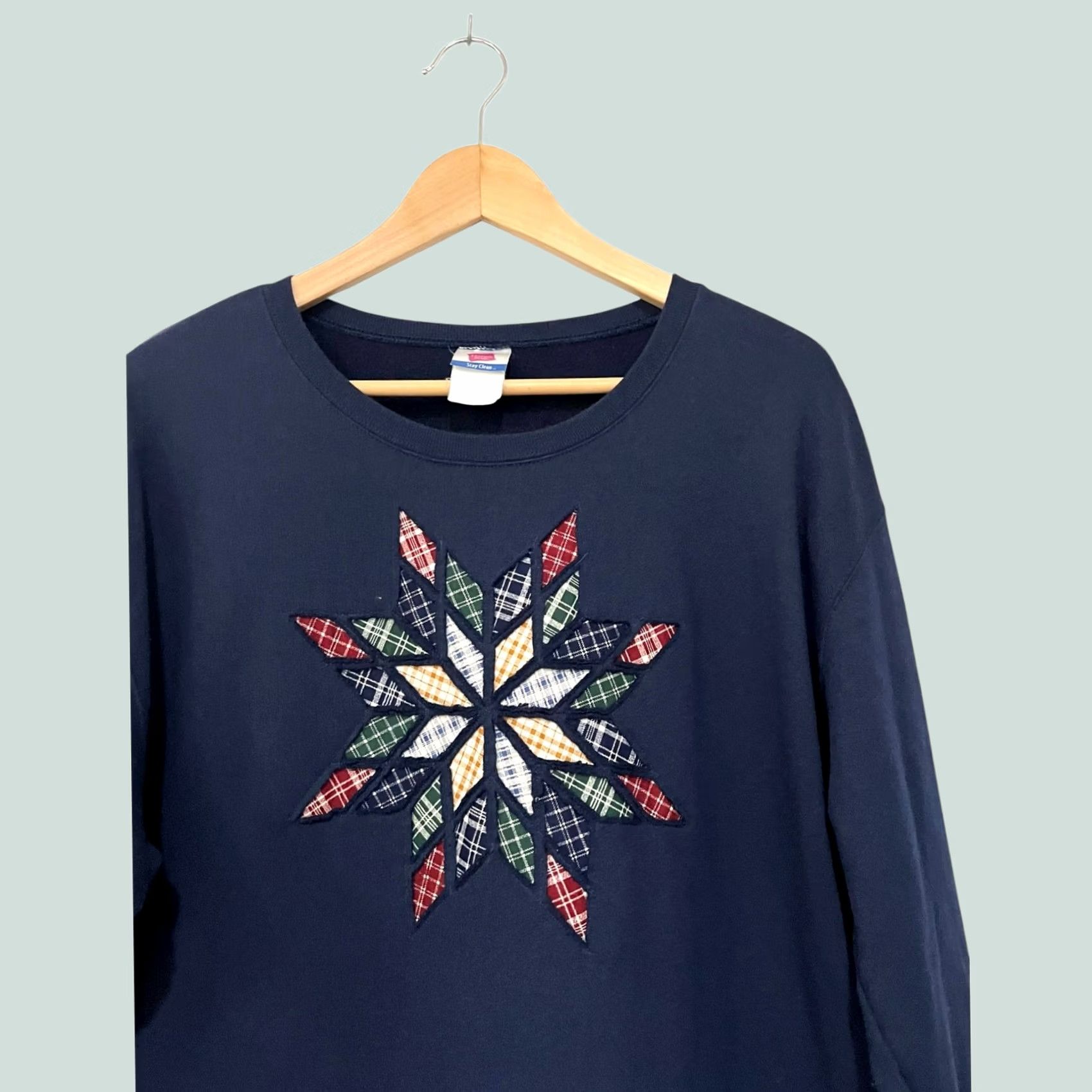 Hanes Vintage Hanes Quilt Star Patchwork Sweatshirt Women XL Crew Neck Navy Blue Size XL / US 12-14 / IT 48-50 - 1 Thumbnail