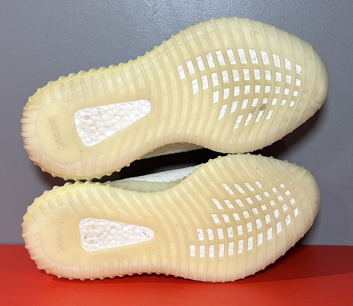 Yeezy Size 8 - Adidas Yeezy Boost 350 V2 Low Cream White Size US 8 / EU 41 - 6 Thumbnail
