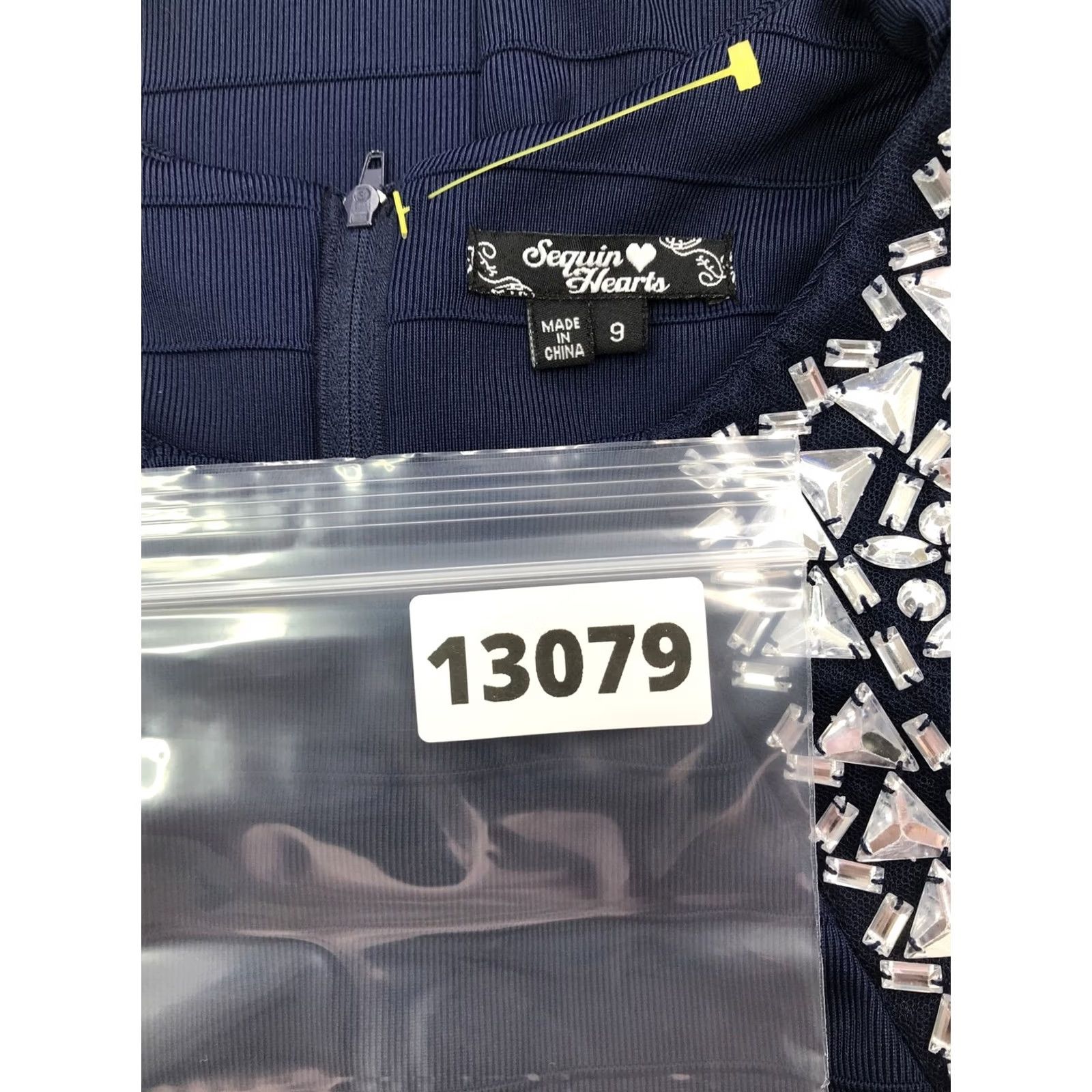 Vintage VINTAGE Sequin Hearts Y2K 2000s Bodycon Homecoming Prom Club Navy Jeweled Dress Sleeveless Knee Length Size 9 Womens Girls Men? Size M / US 6-8 / IT 42-44 - 6 Thumbnail
