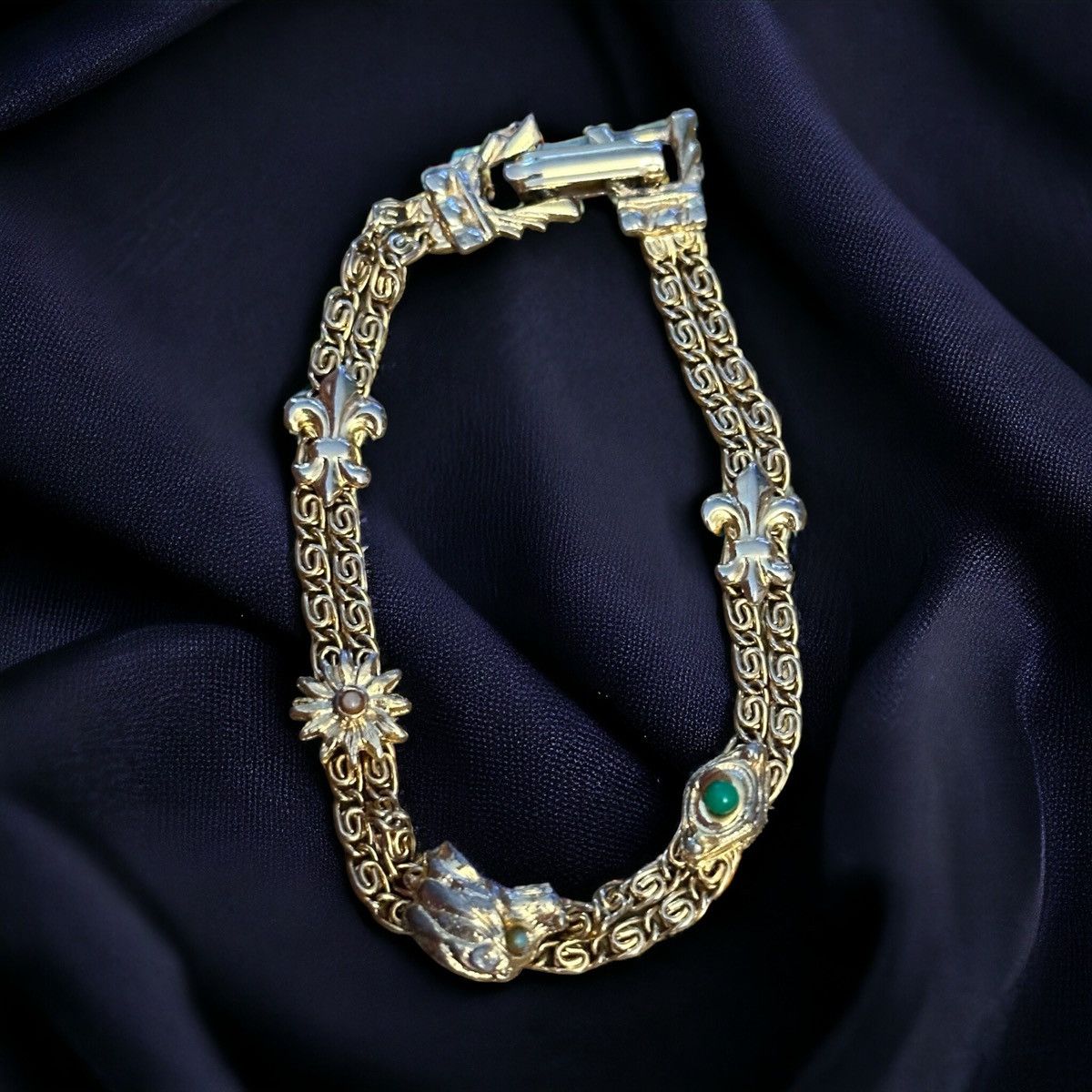 Vintage Vintage double scroll link charm bracelet Size ONE SIZE - 1 Thumbnail