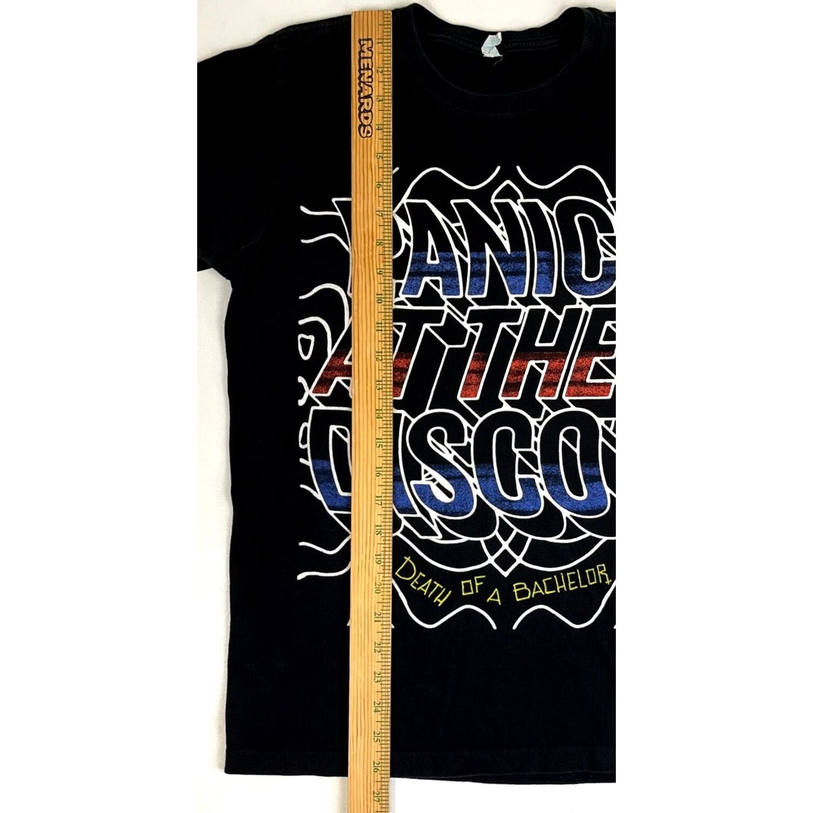 Vintage Panic At The Disco Death of a Bachelor T-Shirt Men M Black Cotton Short Sleeve Crew Neck Band Music 2010s Rock Fans Mens Size US M / EU 48-50 / 2 - 6 Thumbnail