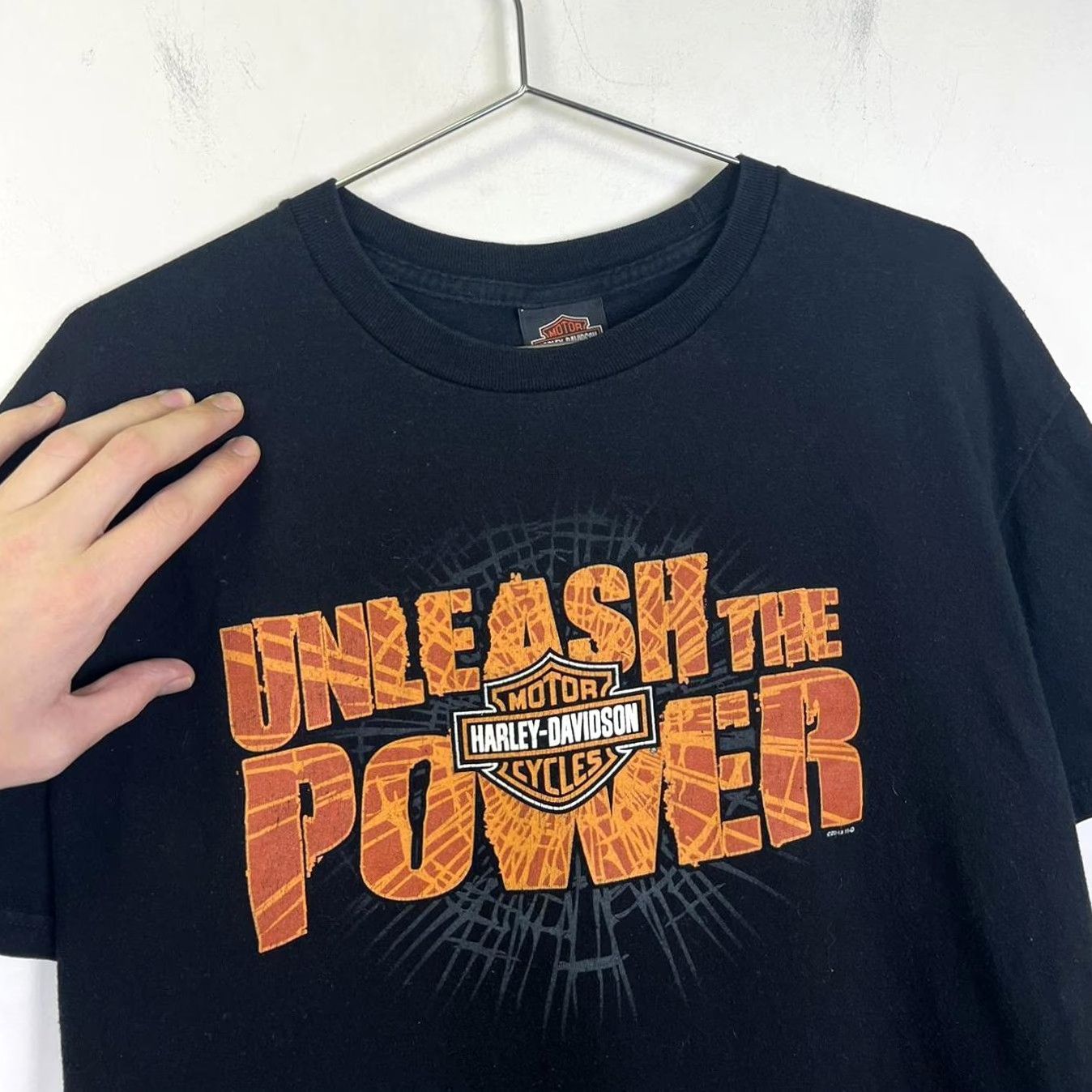 Harley Davidson VINTAGE Harley-Davidson Unleash the Power Tee T-Shirt Black L Men Mens Tee Size US L / EU 52-54 / 3 - 3 Thumbnail