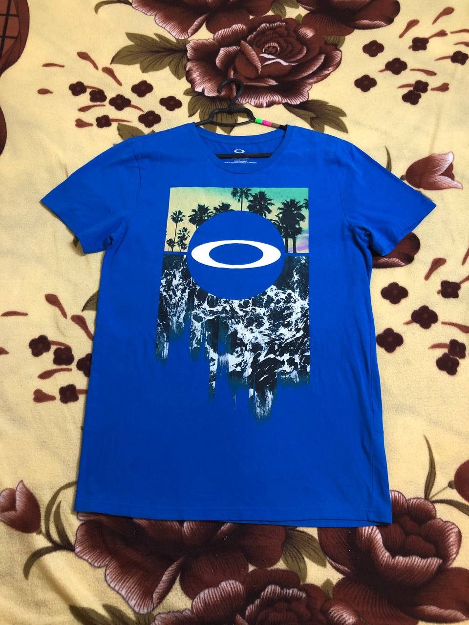 Oakley Oakley Oakley vintage hype y2k streetwear t-shirt Size US L / EU 52-54 / 3 - 1 Thumbnail