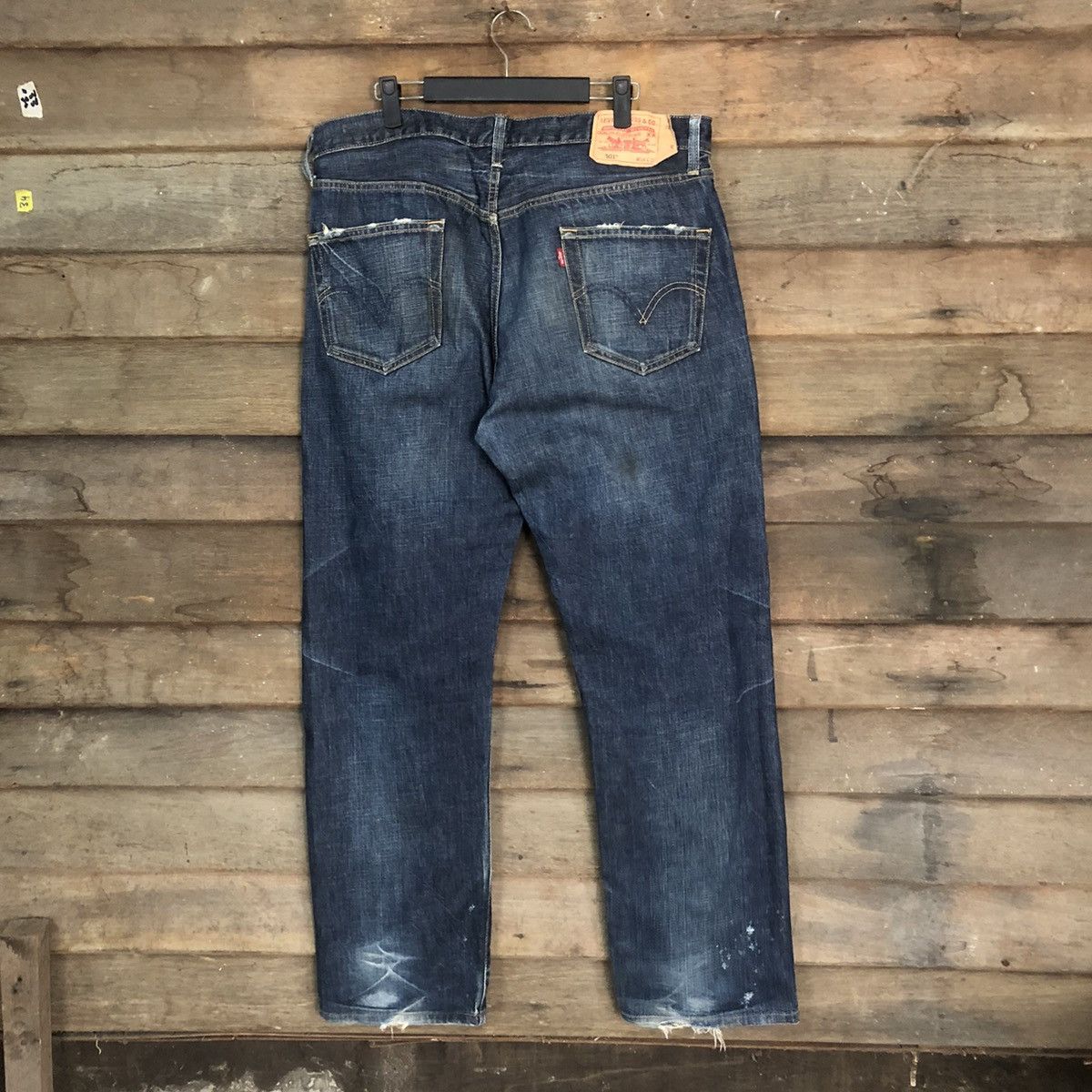 Levi's Levis Strauss & Co 501 Distressed Denim jeans Pants #7322 Size US 35 - 12 Thumbnail