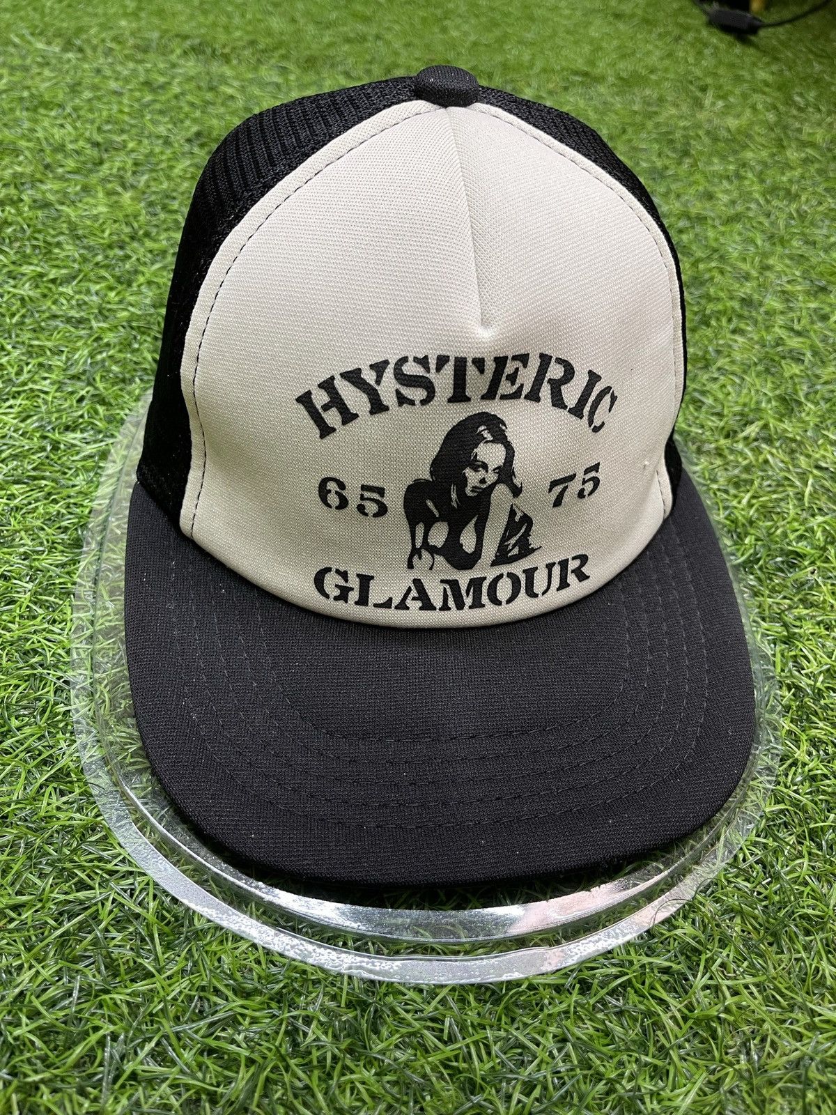 Hysteric Glamour × Japanese Brand HYSTERIC GLAMOUR HATS NAKED GIRL DESIGNER Size ONE SIZE - 4 Thumbnail