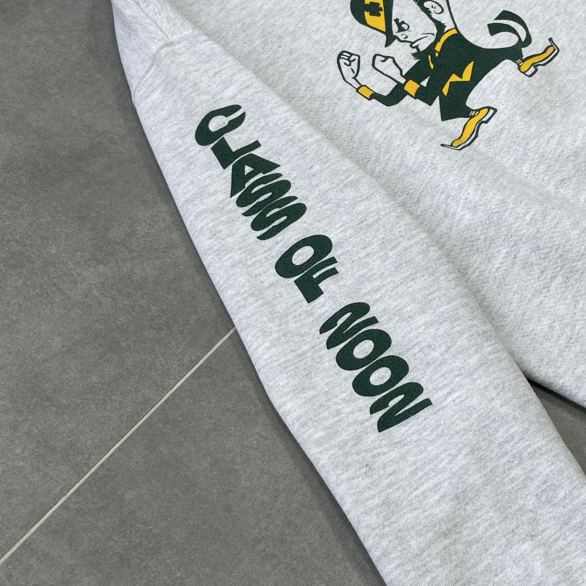 Lee × Vintage Vintage Lee Class Of 2002 Sweatshirt Size S Size US S / EU 44-46 / 1 - 5 Thumbnail