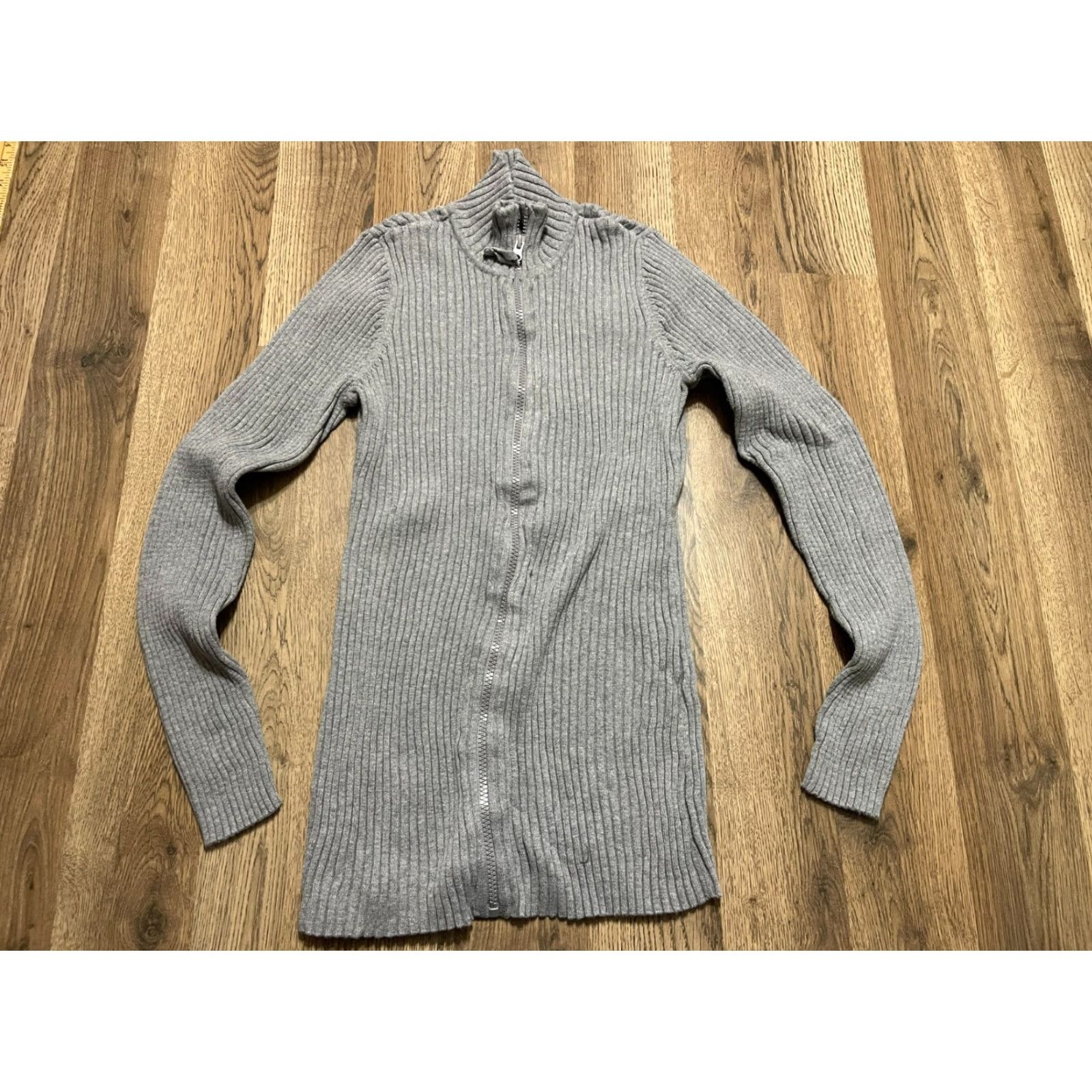 Vintage Ruff Hewn Shirt Women's Large Gray Full Zip Long Sleeve Knit Ribbed Modern Basic Casual Fall Spring Summer (Mens/Womens if applicable) Size L / US 10 / IT 46 - 2 Thumbnail