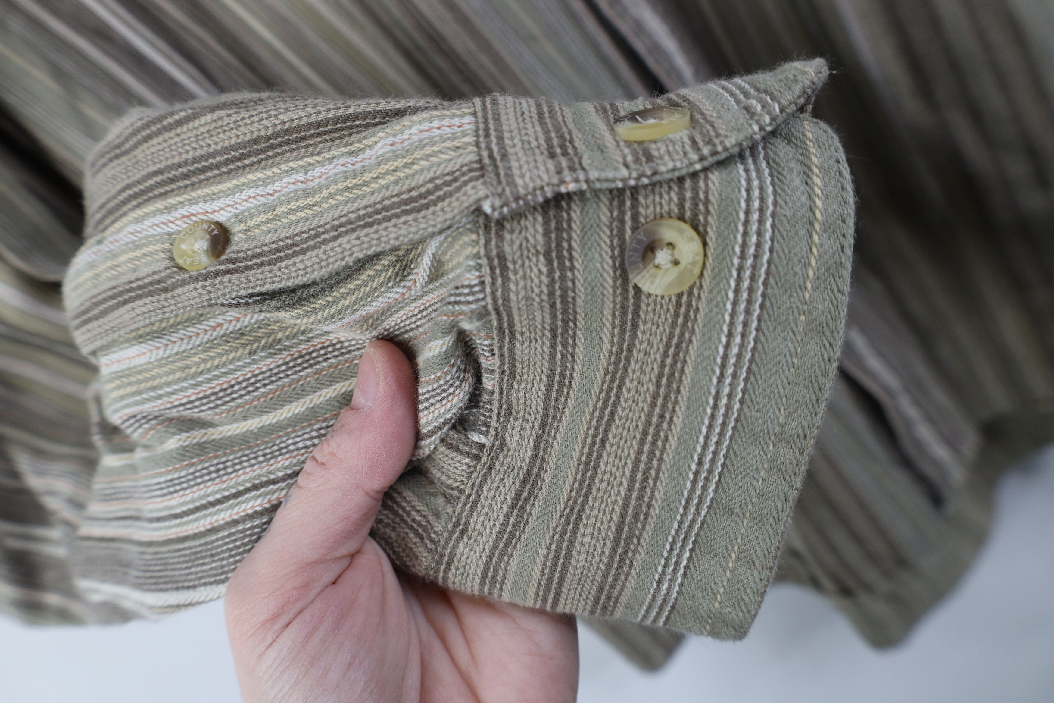 Vintage Vintage 90s Streetwear Button Down Shirt Earth Tone Striped Size US XL / EU 56 / 4 - 6 Thumbnail