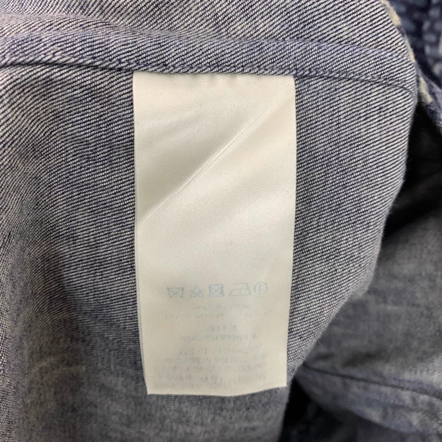 Louis Vuitton LOUIS VUITTON Logo Patch Single-Breasted Shirt XL Size US XL / EU 56 / 4 - 6 Thumbnail