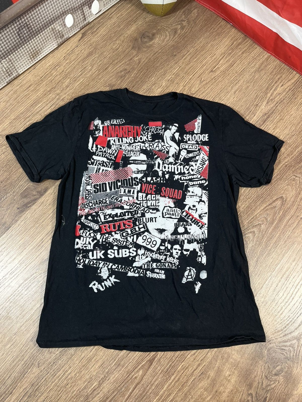 Band Tees × Vintage Punk Rock Bands Sex Pistols T Shirt Size US M / EU 48-50 / 2 - 1 Thumbnail
