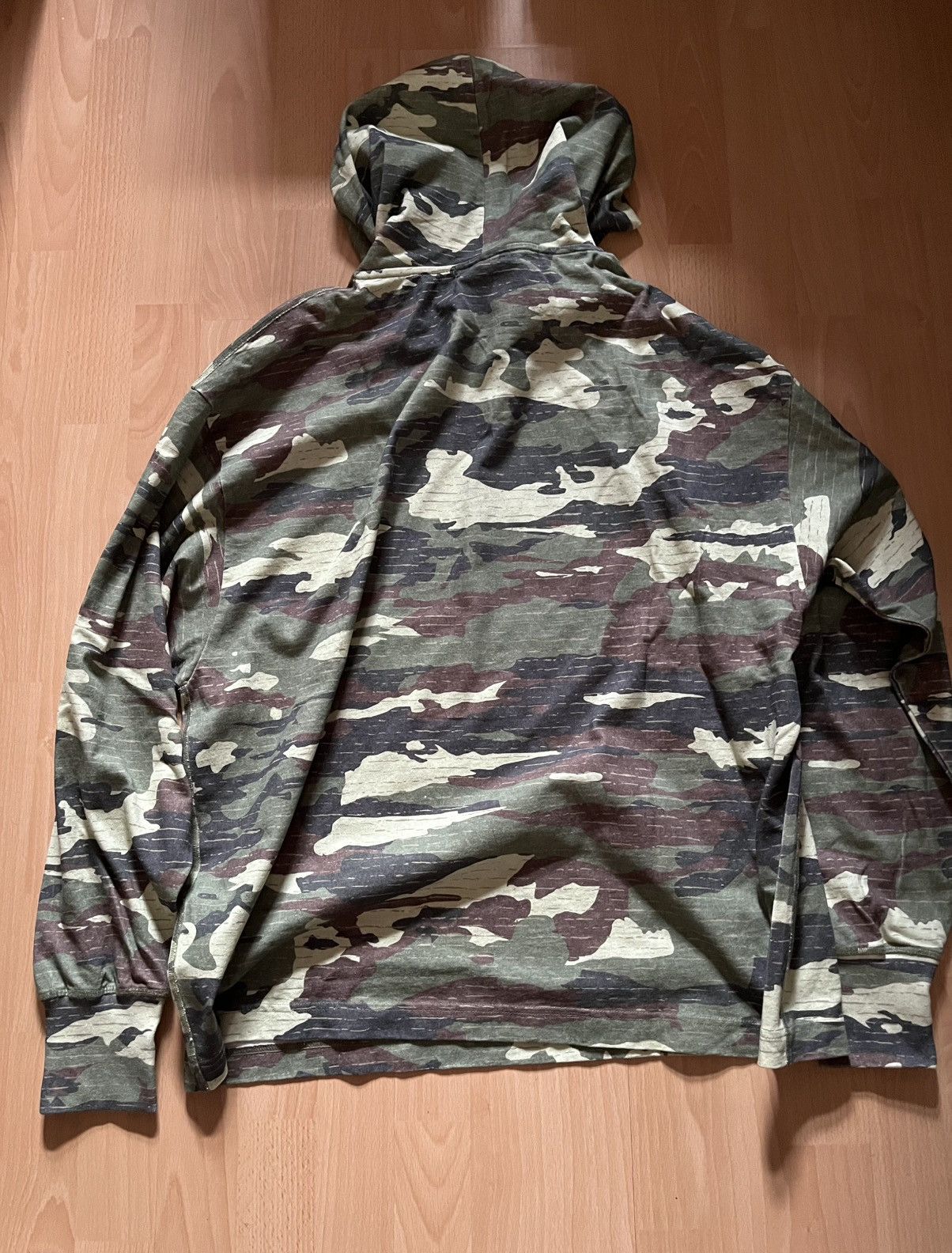 Acne Studios Acne studios green gem stone camouflage camo Hoodie size M Size US M / EU 48-50 / 2 - 9 Thumbnail