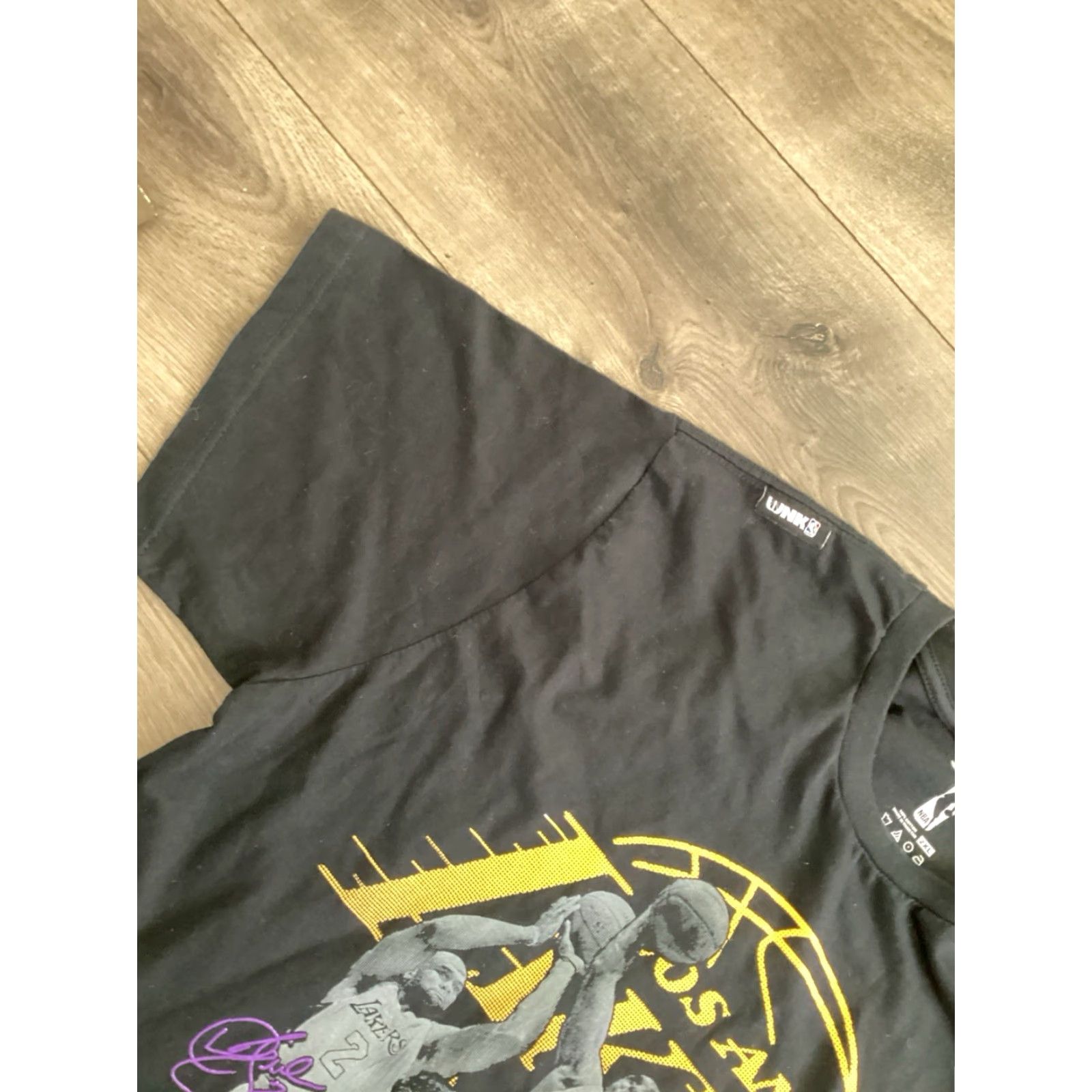 Champion VINTAGE Los Angeles Lakers Shirt Unisex 2XL Black 16x Champions Kobe Bryant 2000s Decade Mens Womens Size US XXL / EU 58 / 5 - 5 Thumbnail