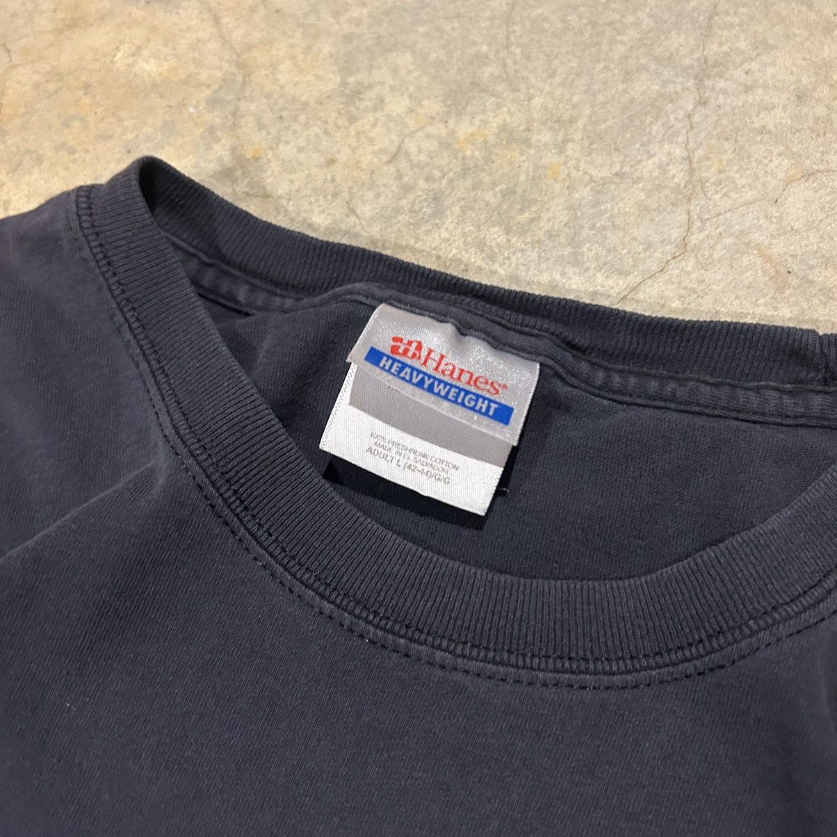 Band Tees × Vintage Essential Vintage Y2K Red Hot Chili Peppers Faded Band Tee Size US L / EU 52-54 / 3 - 4 Thumbnail