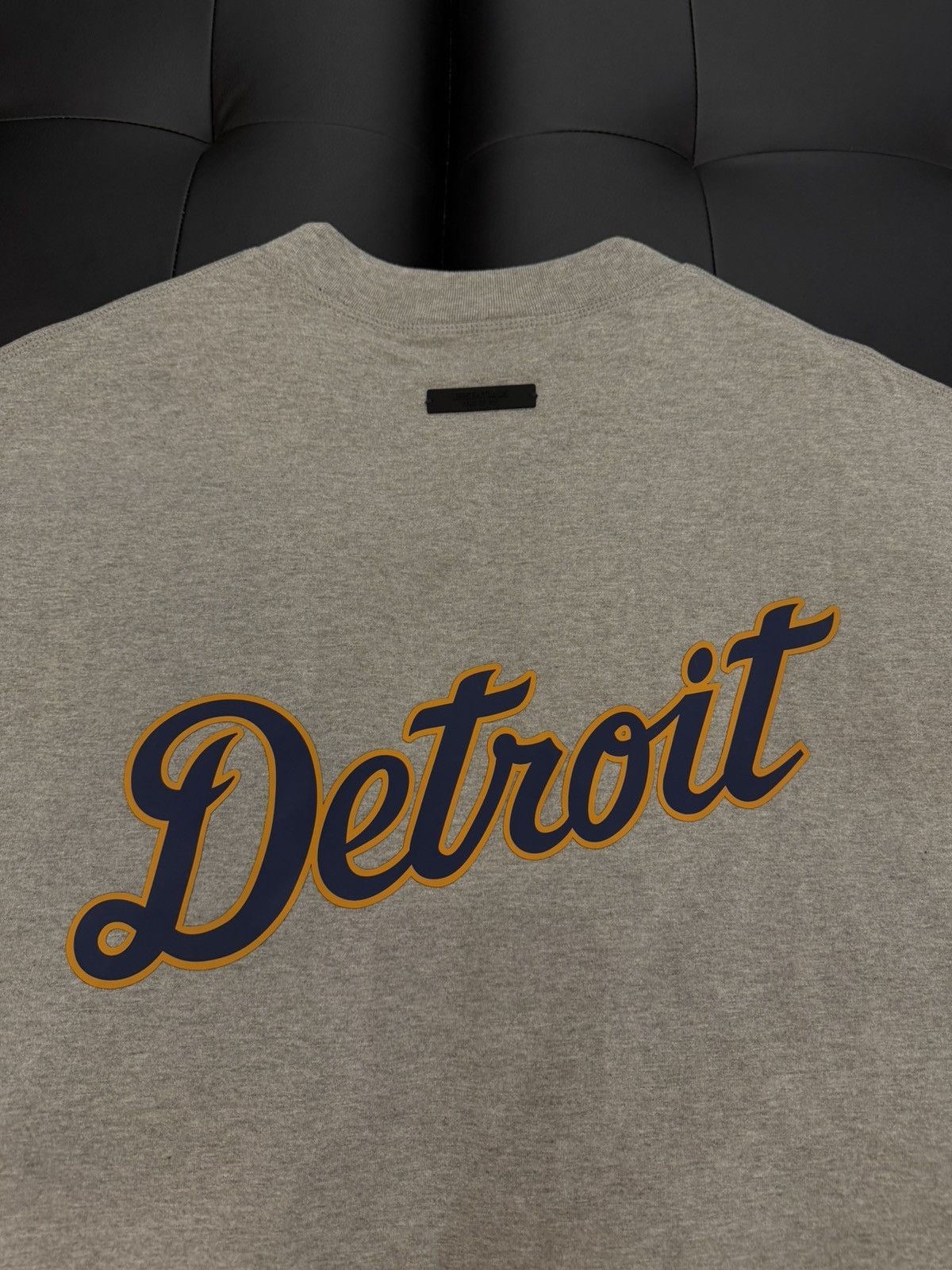 Fear of God Size L - Fear Of God Essentials MLB Detroit Tigers '90s Fit Size US L / EU 52-54 / 3 - 4 Thumbnail