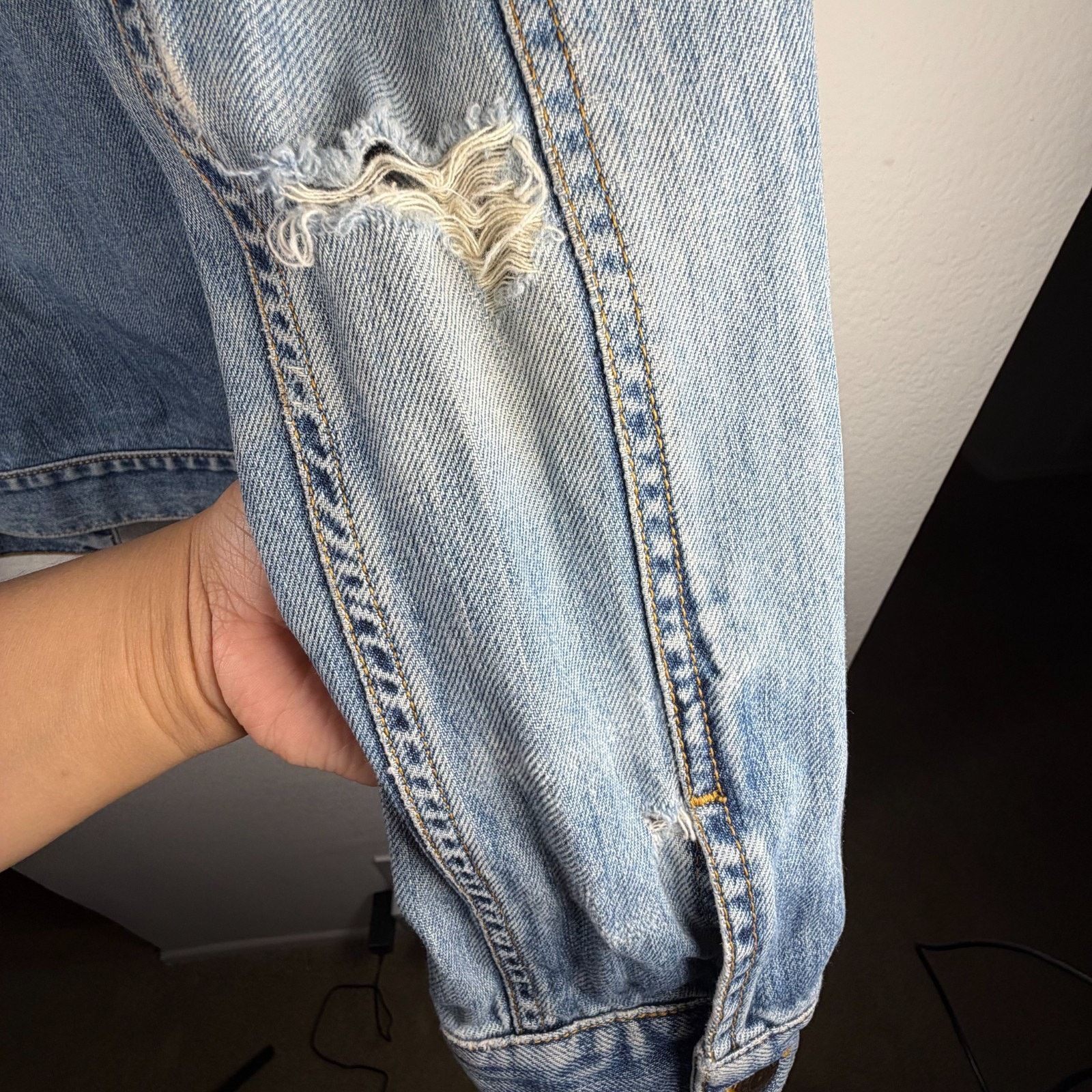 Abercrombie & Fitch Abercrombie Denim Jacket Womens M Cropped Distressed Size M / US 6-8 / IT 42-44 - 10 Thumbnail