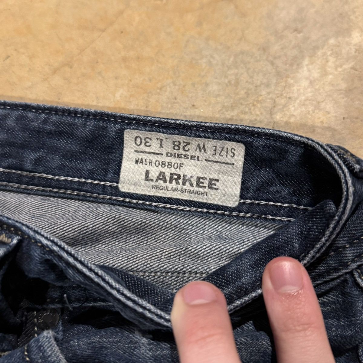 Diesel Vtg Diesel Larkee Faded Distressed Straight Leg Jeans Y2K Size US 28 / EU 44 - 7 Thumbnail
