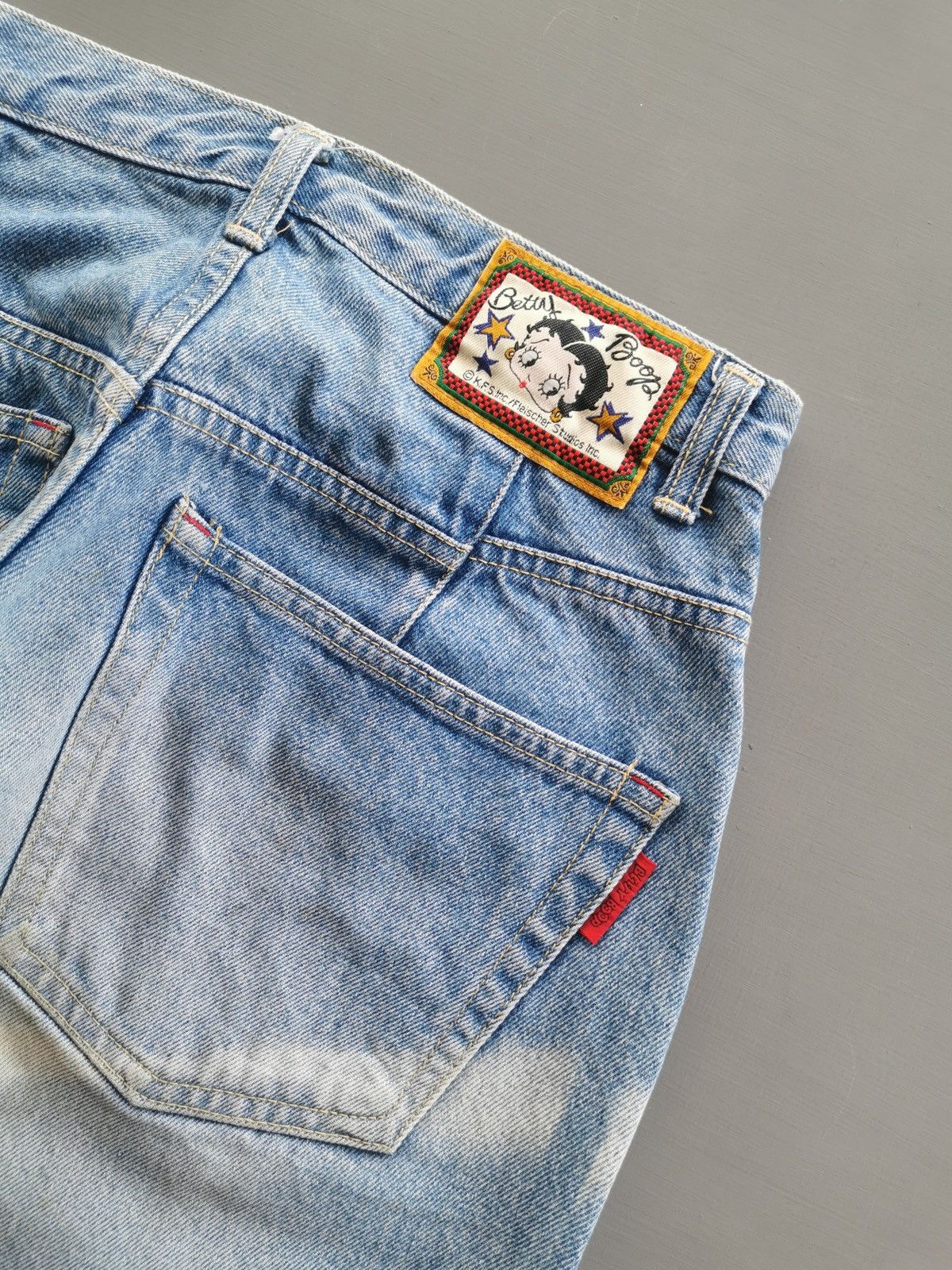 Vintage Vintage Betty Boop Big Print Jeans Size US 28 / EU 44 - 8 Thumbnail