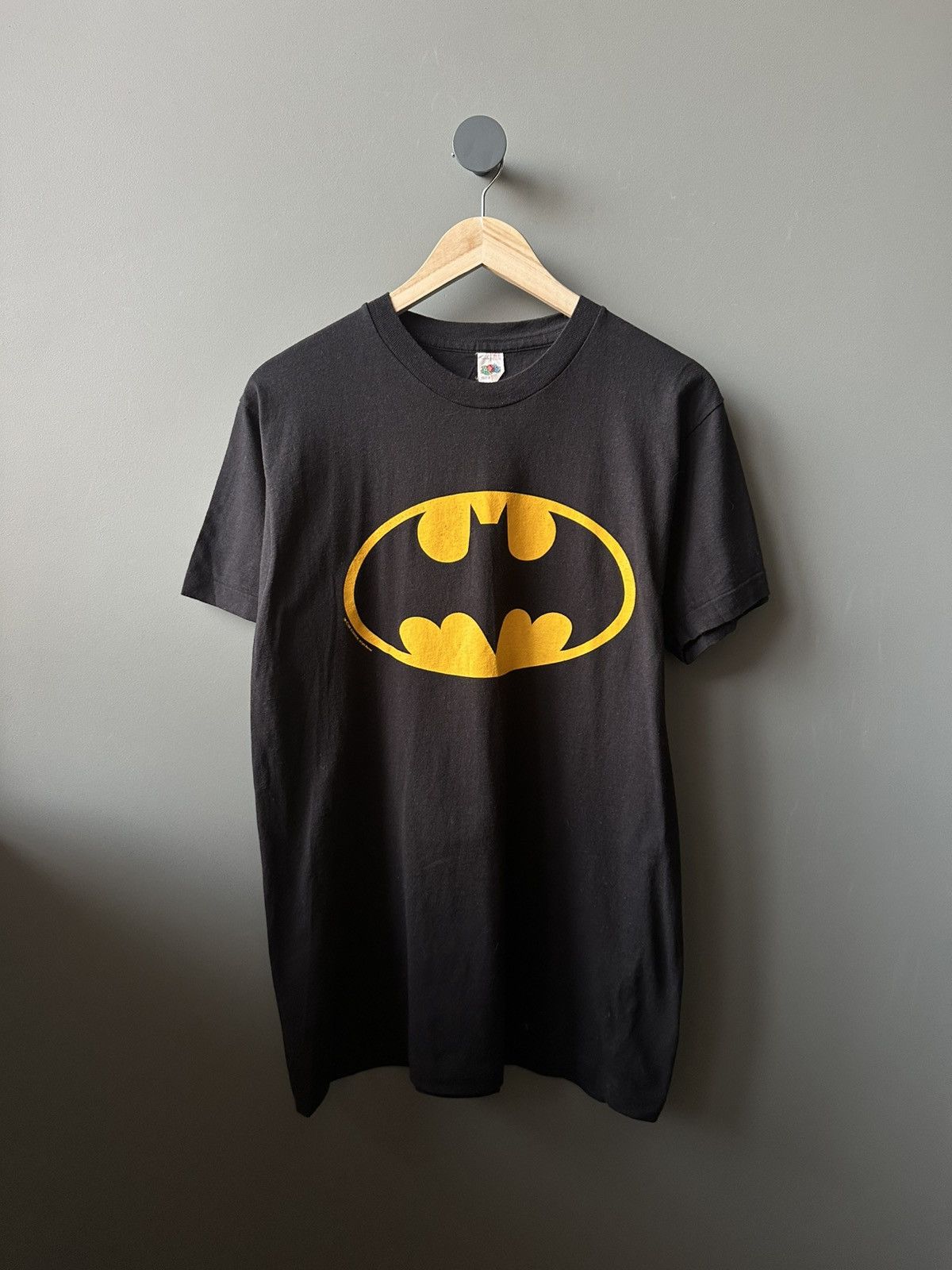 Fruit Of The Loom Batman Logo DC Comics Warner Graphic Tee 90s 80s Size US XL / EU 56 / 4 - 1 Thumbnail