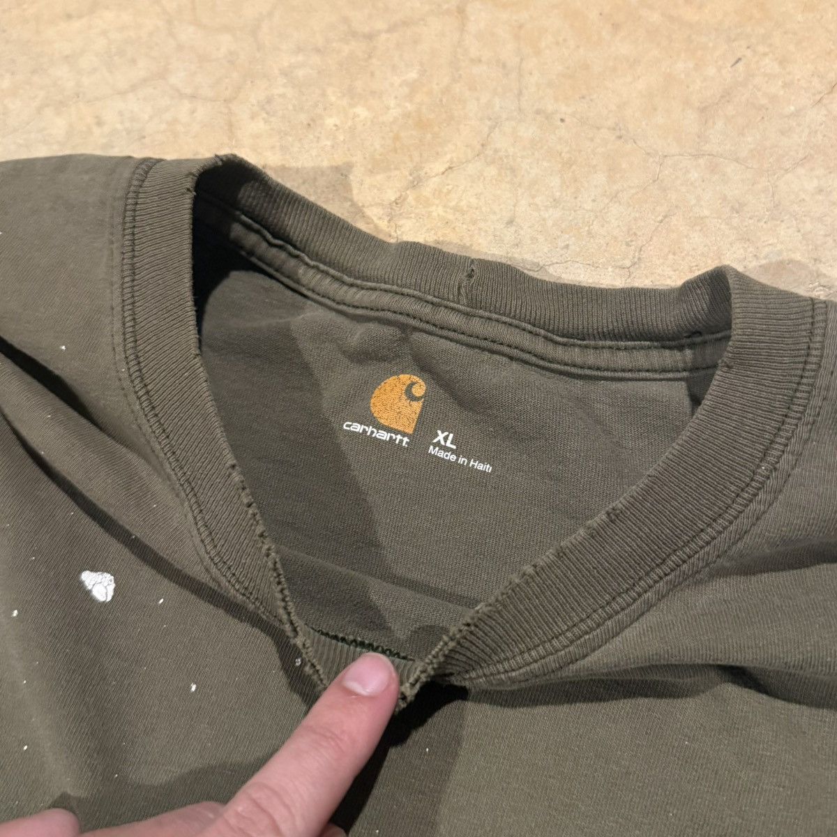 Carhartt 2000s Carhartt Faded Distressed Paint Splatter Tee ERD Olive Size US XL / EU 56 / 4 - 8 Thumbnail