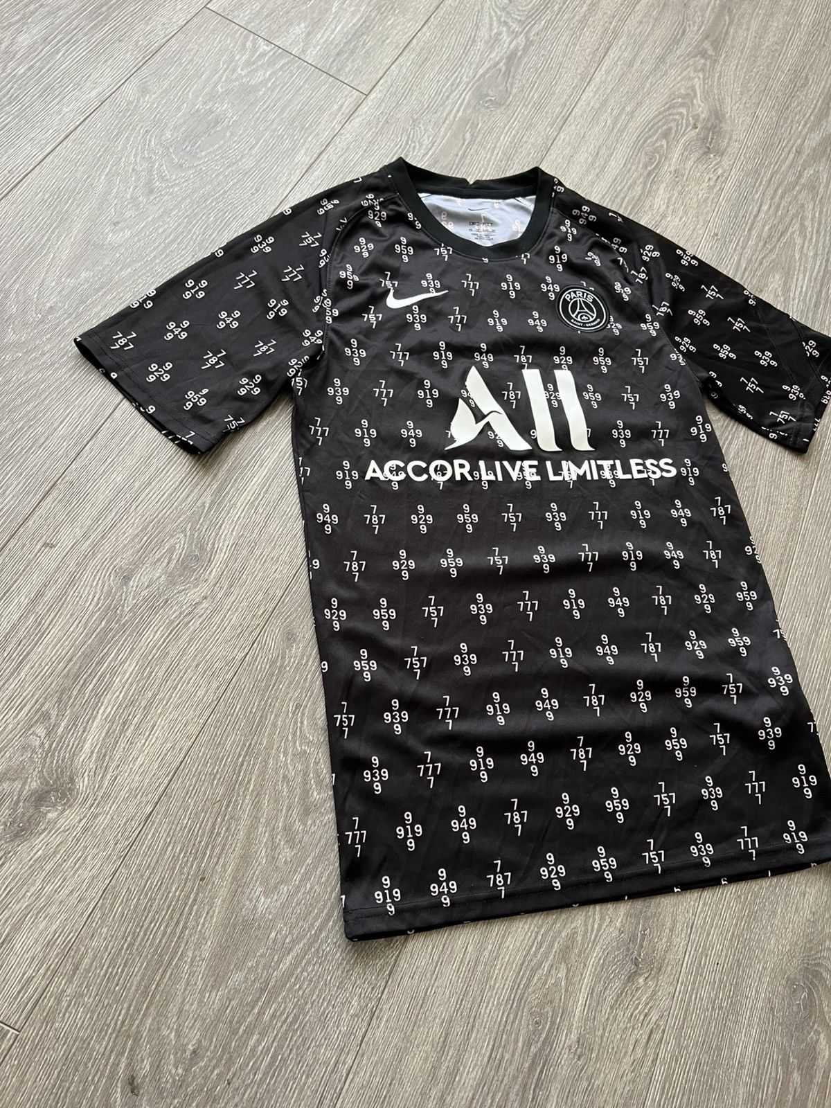 Nike Nike PSG Jersey Football Paris Saint Germain Size US XS / EU 42 / 0 - 6 Thumbnail