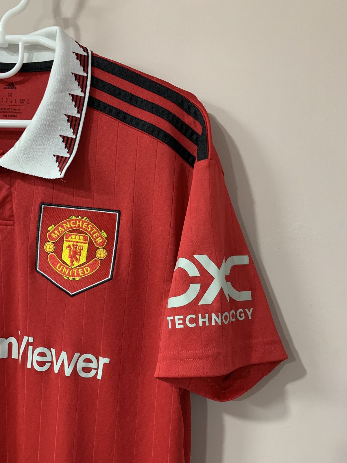 Adidas Manchester United 2022/23 Home Football Shirt Adidas Soccer Size US M / EU 48-50 / 2 - 4 Thumbnail