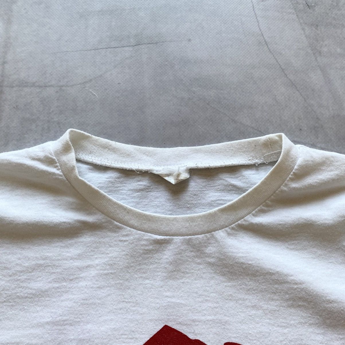 Vintage Vintage Y2K Suzuki RedBull White Night T-shirt Streetwear Size US M / EU 48-50 / 2 - 5 Thumbnail