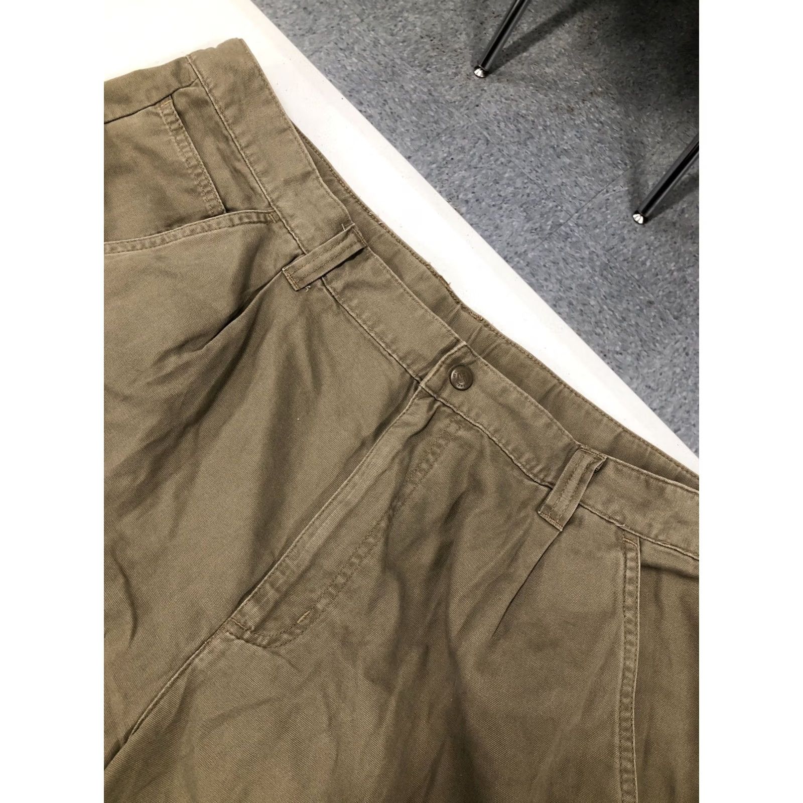 Vintage Columbia Cargo Shorts Cotton Brown 42 Mens Size 42 Button Closure Pockets Regular Fit Casual Size US 42 / EU 58 - 2 Thumbnail