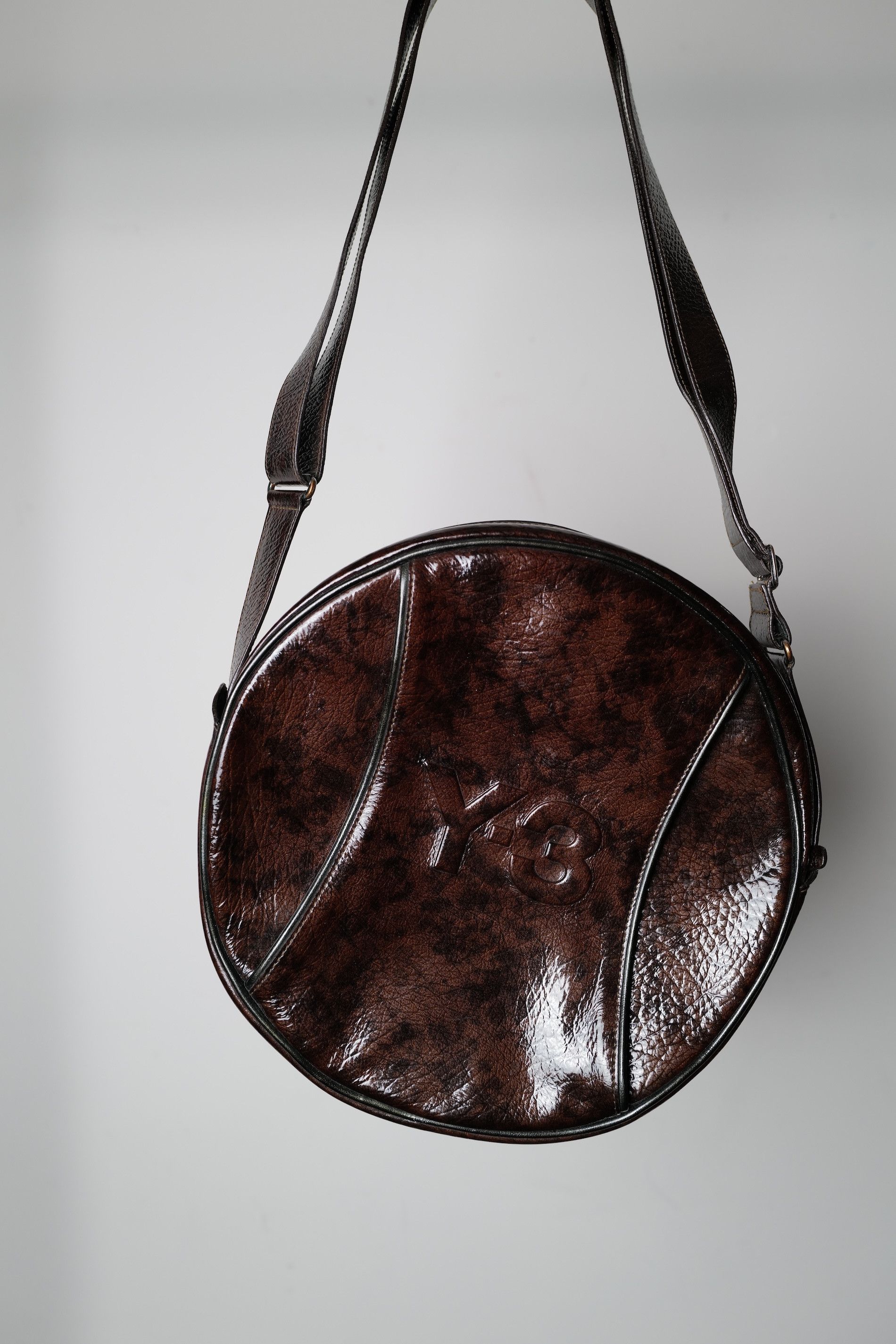 Y-3 Y-3 ROUND LEATHER BAG RARE Size ONE SIZE - 3 Thumbnail