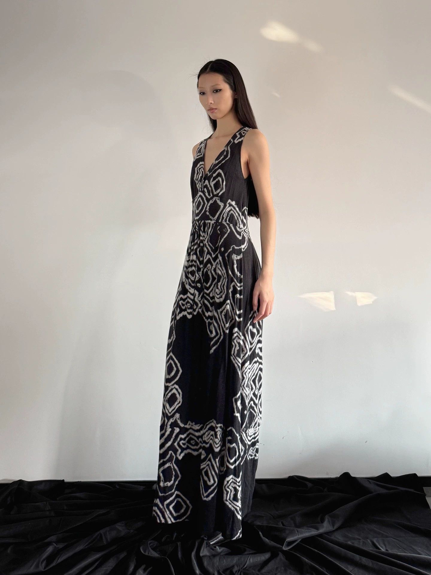 Vintage French Brand V-neck Printed Sleeveless Dress Women's S Size S / US 4 / IT 40 - 3 Thumbnail