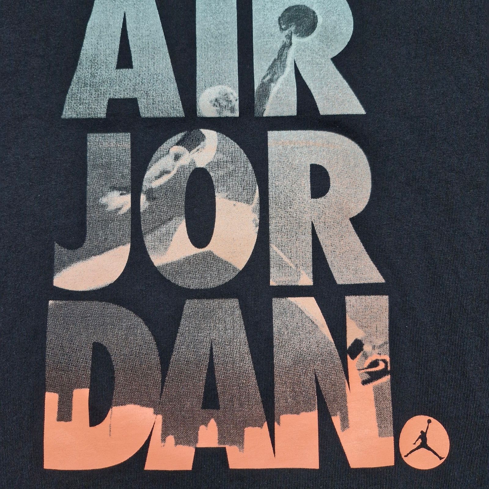 Jordan Brand Air Jordan Radiant Graphic T-Shirt Men’s L Black Jumpman Size US L / EU 52-54 / 3 - 2 Thumbnail