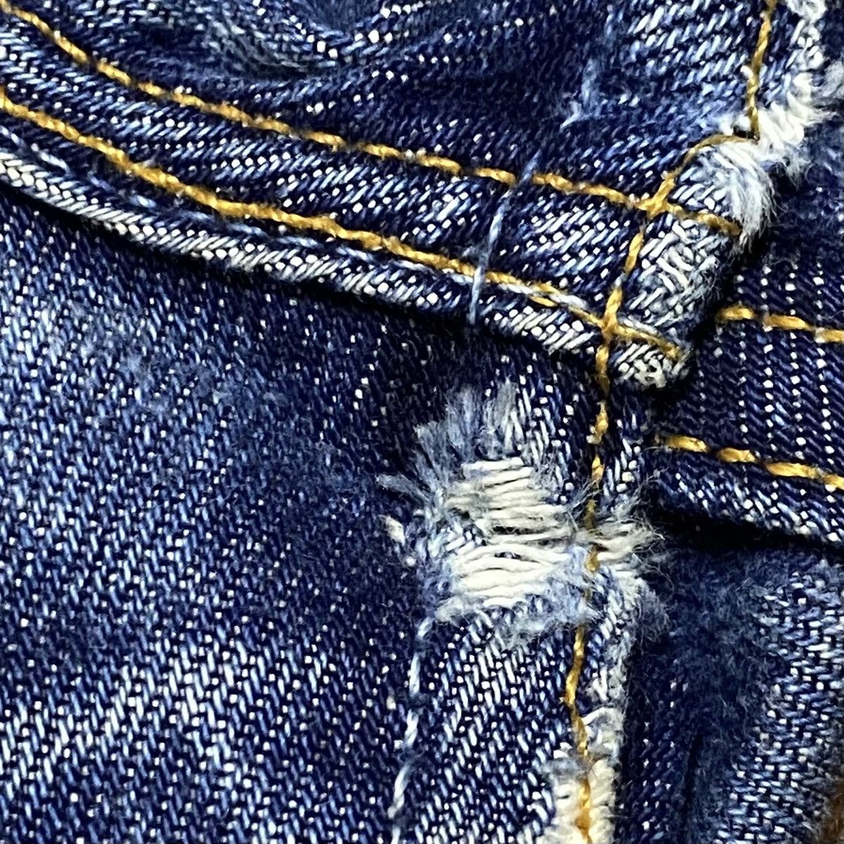 Lee × Vintage Vintage Brand Lee Buckle Back Jeans 1990s Size US 29 - 9 Thumbnail