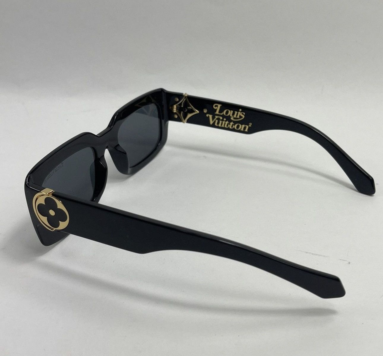 Louis Vuitton VIRGIL ABLOH x NIGO LV2 BLACK RARE SUNGLASSES Size ONE SIZE - 3 Thumbnail