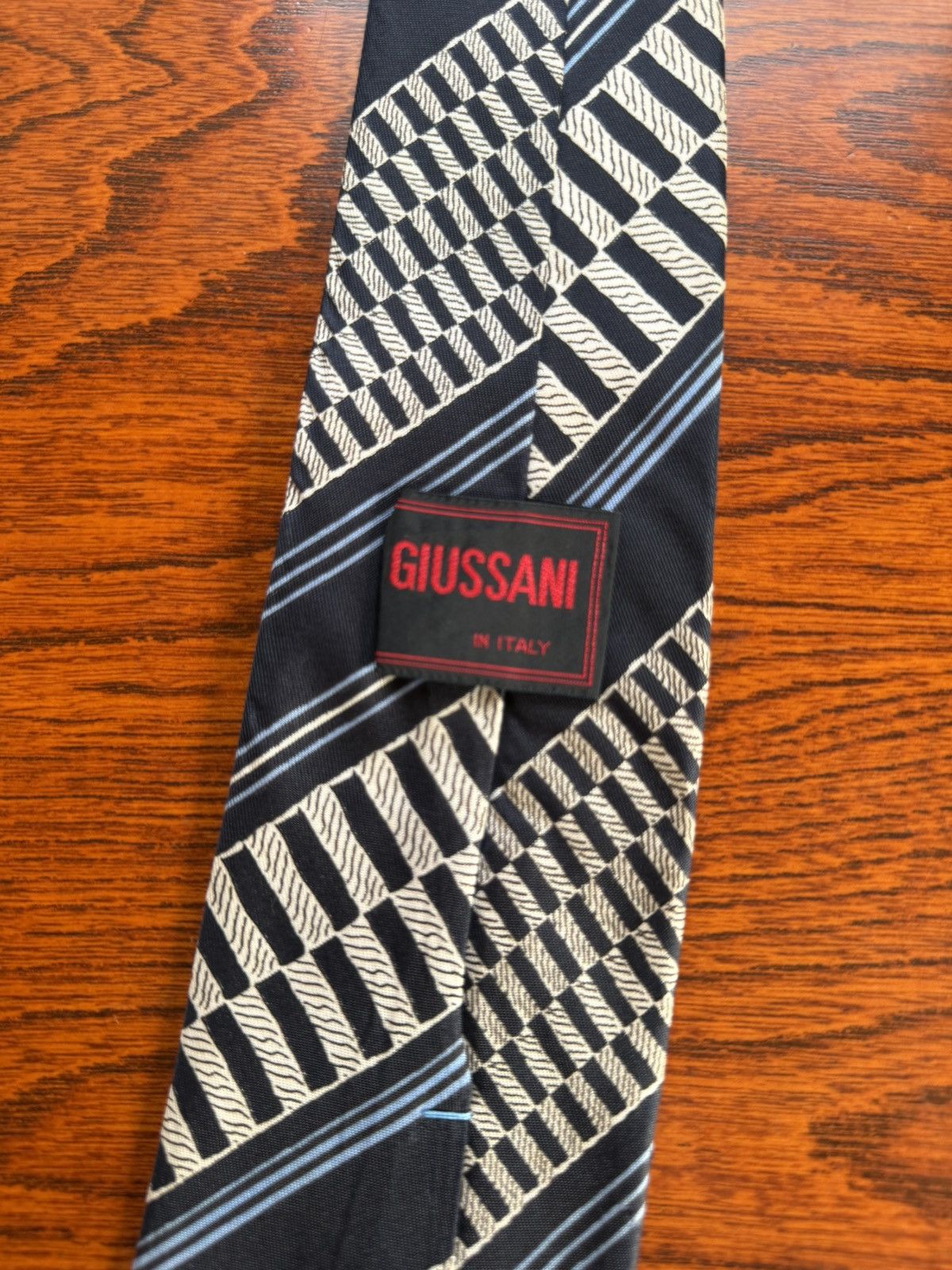Other GIUSSANI Italian Silk Tie with Geometric Stripe Pattern Size ONE SIZE - 5 Thumbnail
