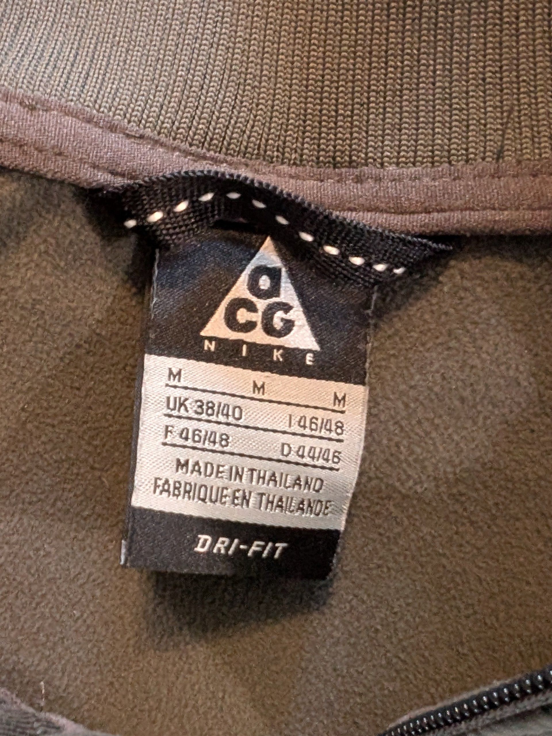 Nike ACG 2010 Nike ACG Full Zip Dri-Fit Jacket - Size M Size US M / EU 48-50 / 2 - 3 Thumbnail