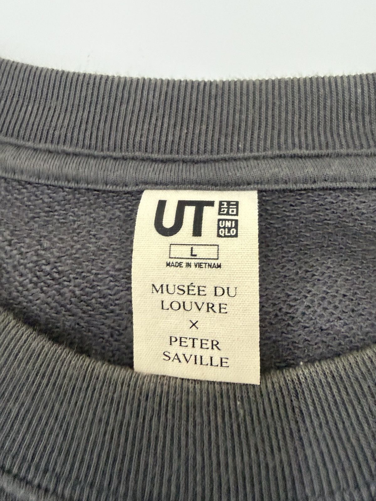 Japanese Brand 🔥 Uniqlo Musee Du Louvre X Peter Saville Art Sweatshirt - L Size US M / EU 48-50 / 2 - 6 Thumbnail