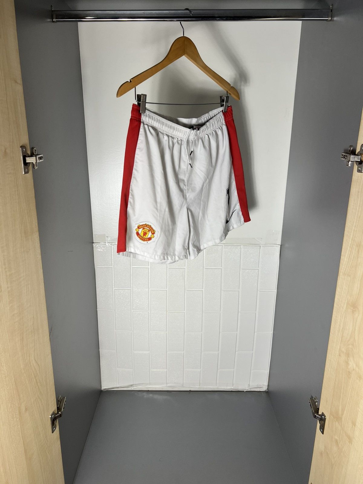 Nike VINTAGE NIKE FC MANCHESTER UNITED ENGLAND SOCCER JERSEY Y2K Size US M / EU 48-50 / 2 - 6 Thumbnail
