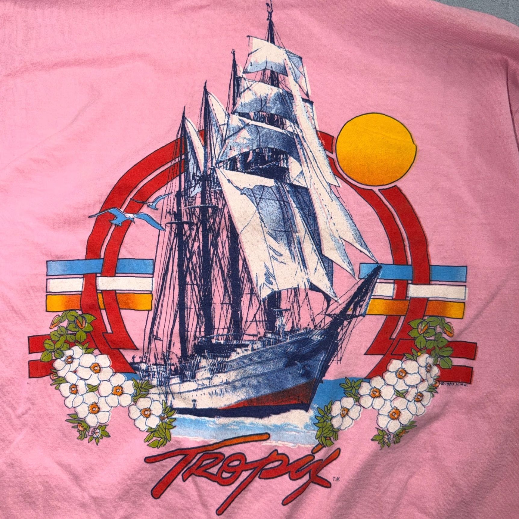 Pinko Pink 1980s VTG T Shirt Long Sleeve Surf Pacific Ship Seagull Hippie Cool Touch Of Gold VTG Mens L Crew Neck Cotton Size US L / EU 52-54 / 3 - 2 Thumbnail