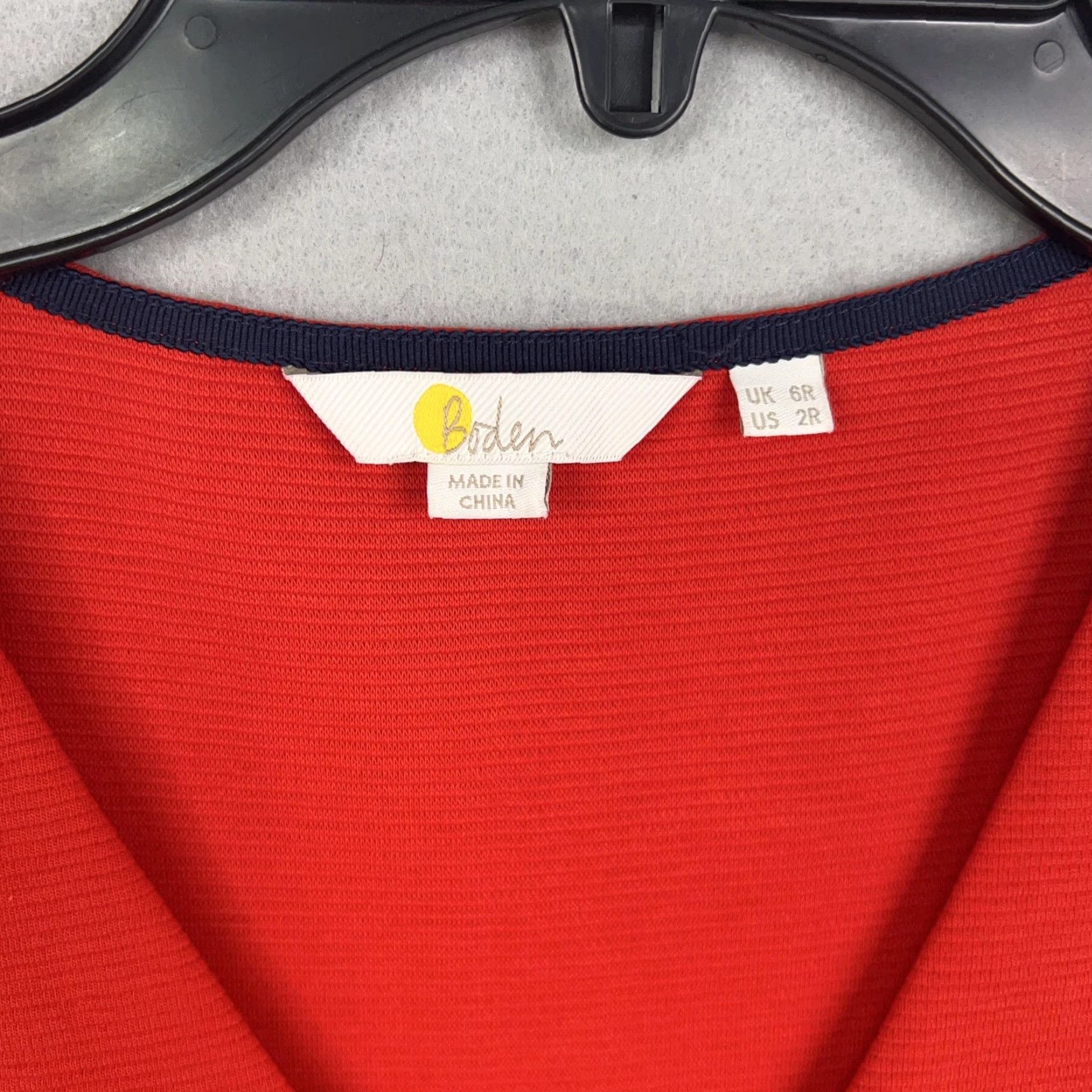 Boden Boden Dress Womens 2 Red V Neck Ottoman Rib Pockets Minimal Quiet Luxury Office Dress Size XS / US 0-2 / IT 36-38 - 4 Thumbnail