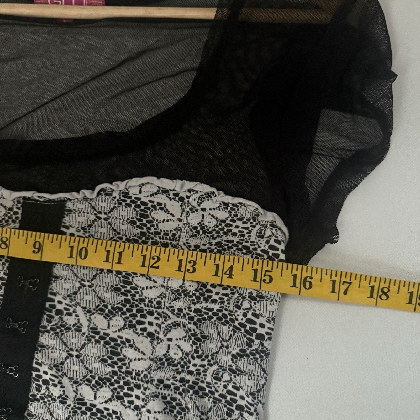 Other Y2K GLO 90’s Corset Milkmaid Mesh Goth Witchy EMO Punk Top Size L / US 10 / IT 46 - 6 Thumbnail