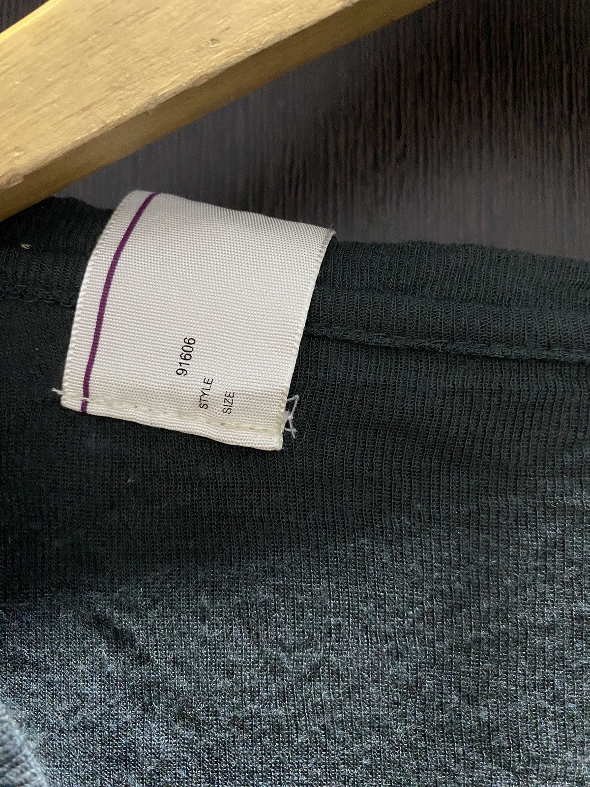 Codes Combine Japanese Codes combine asymmetric distressed cut out Size US M / EU 48-50 / 2 - 6 Thumbnail