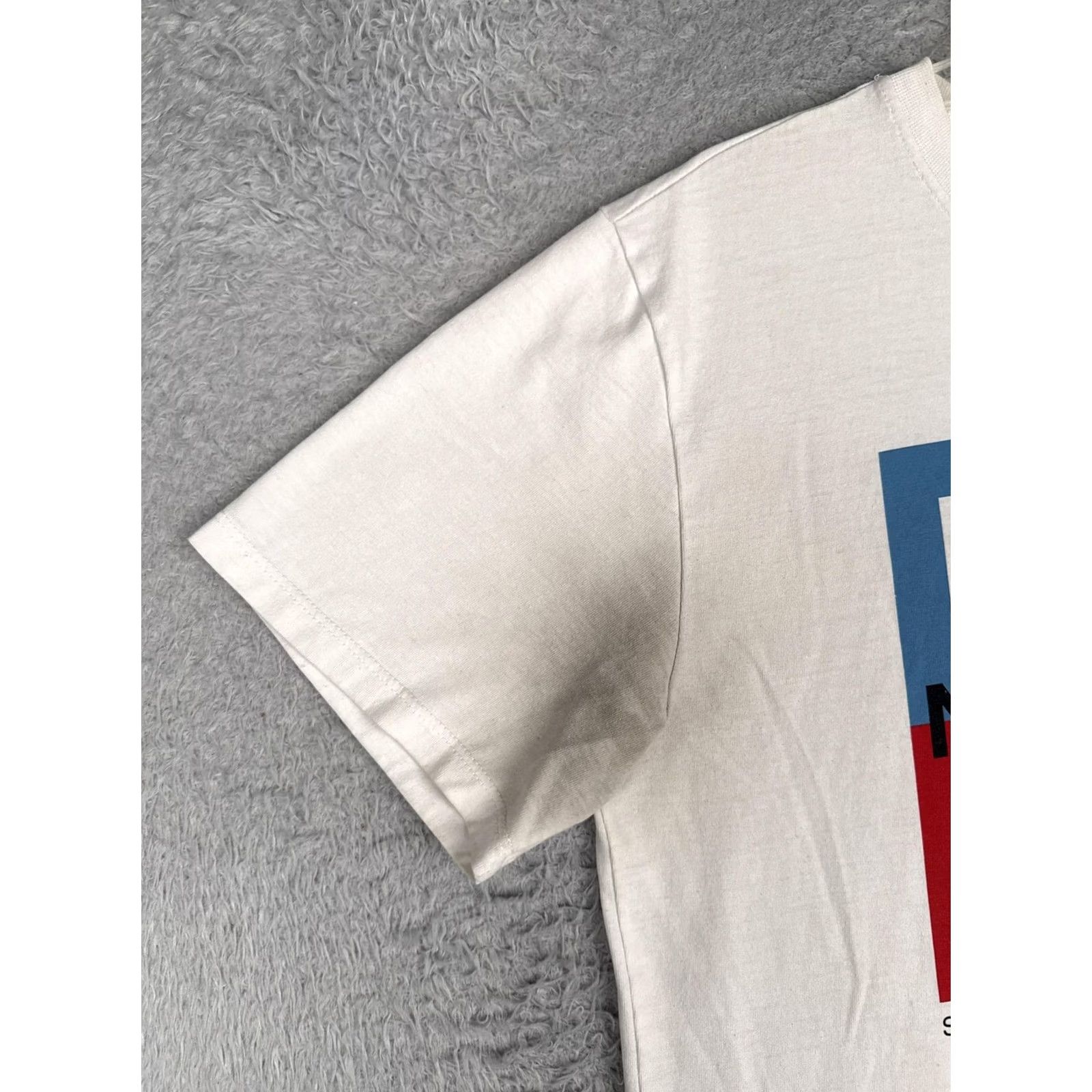 The North Face The North Face Shirt Mens Medium White Crew Neck Short Sleeve Graphic Tee Logo Size US M / EU 48-50 / 2 - 3 Thumbnail