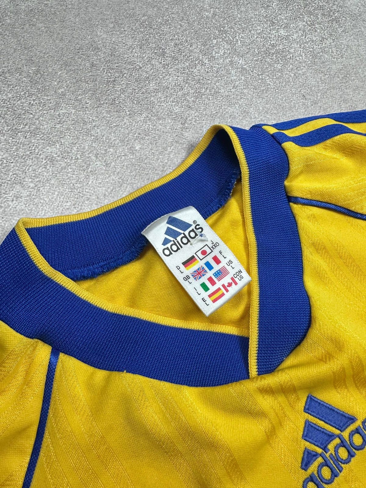 Adidas Vintage Adidas Olympic Balency Sweatshirt Y2K L Size US L / EU 52-54 / 3 - 5 Thumbnail
