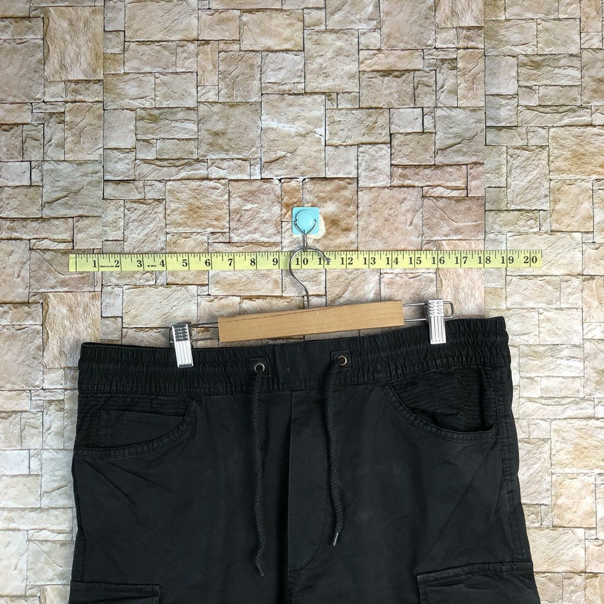 Japanese Brand H&M Black Cargo Multipocket Joggers Pants #A121 Size US 34 / EU 50 - 4 Thumbnail