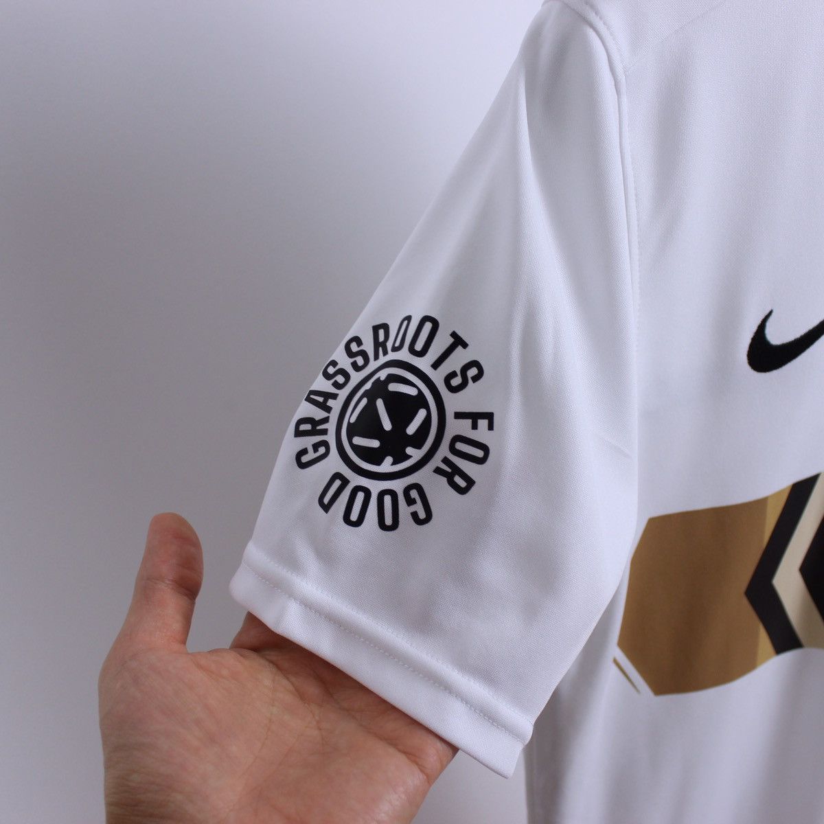 Nike Nike x Netflix x Top Boy #10 Fred Soccer Kit T-Shirt Jersey Size US M / EU 48-50 / 2 - 6 Thumbnail