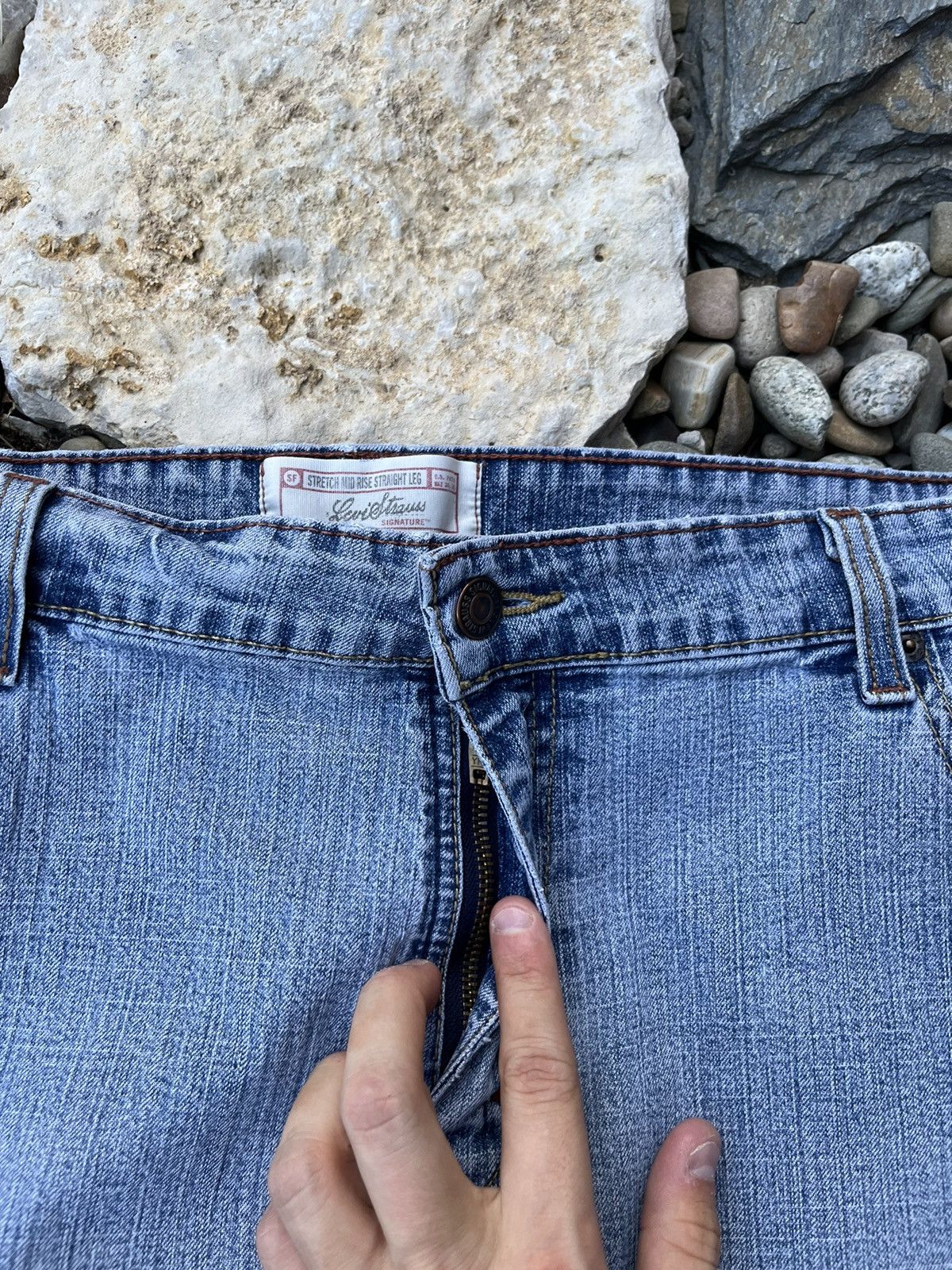 Levi's × Vintage Vintage Levis levi strauss signature y2k jeans bootcut pants Size US 34 / EU 50 - 11 Thumbnail