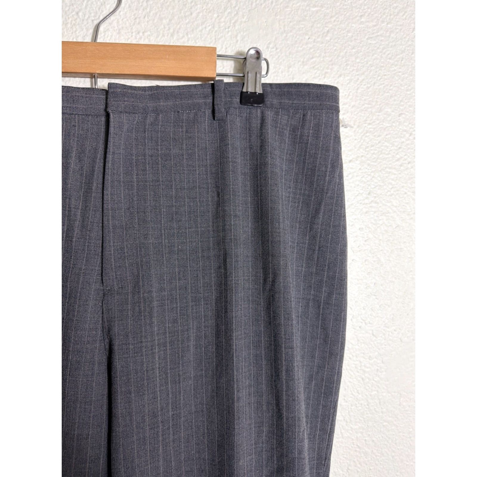 Gap VINTAGE Gap Y2K Women’s 14R Wool Polyester Gray Pinstripe Wide-Leg Dress Pants 34x32 Women Size 36" / US 14 / IT 50 - 5 Thumbnail