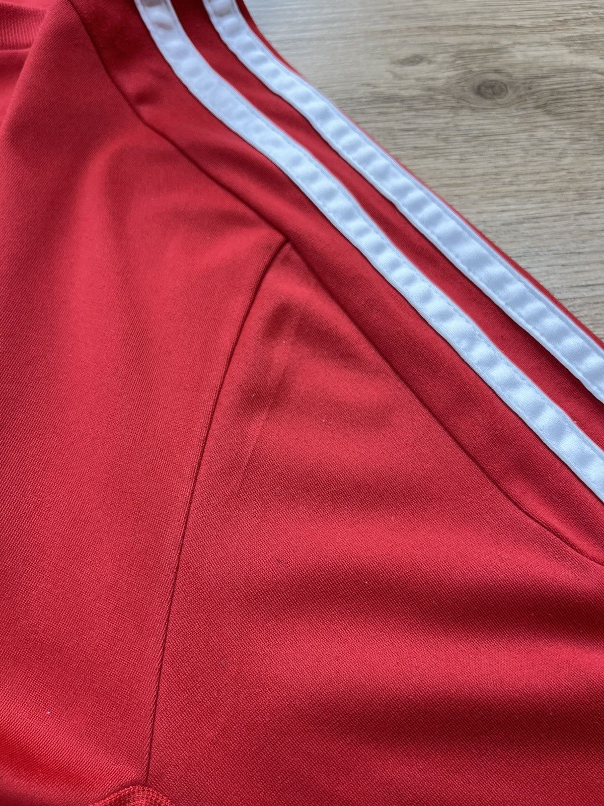 Adidas Adidas Real Madrid 2011-12 Third Kit Red T-Shirt Jersey Size US XL / EU 56 / 4 - 5 Thumbnail